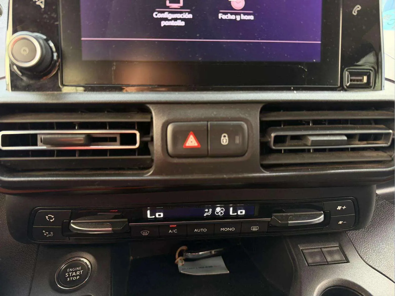 Peugeot Rifter Allure BlueHDi 100 - foto 14