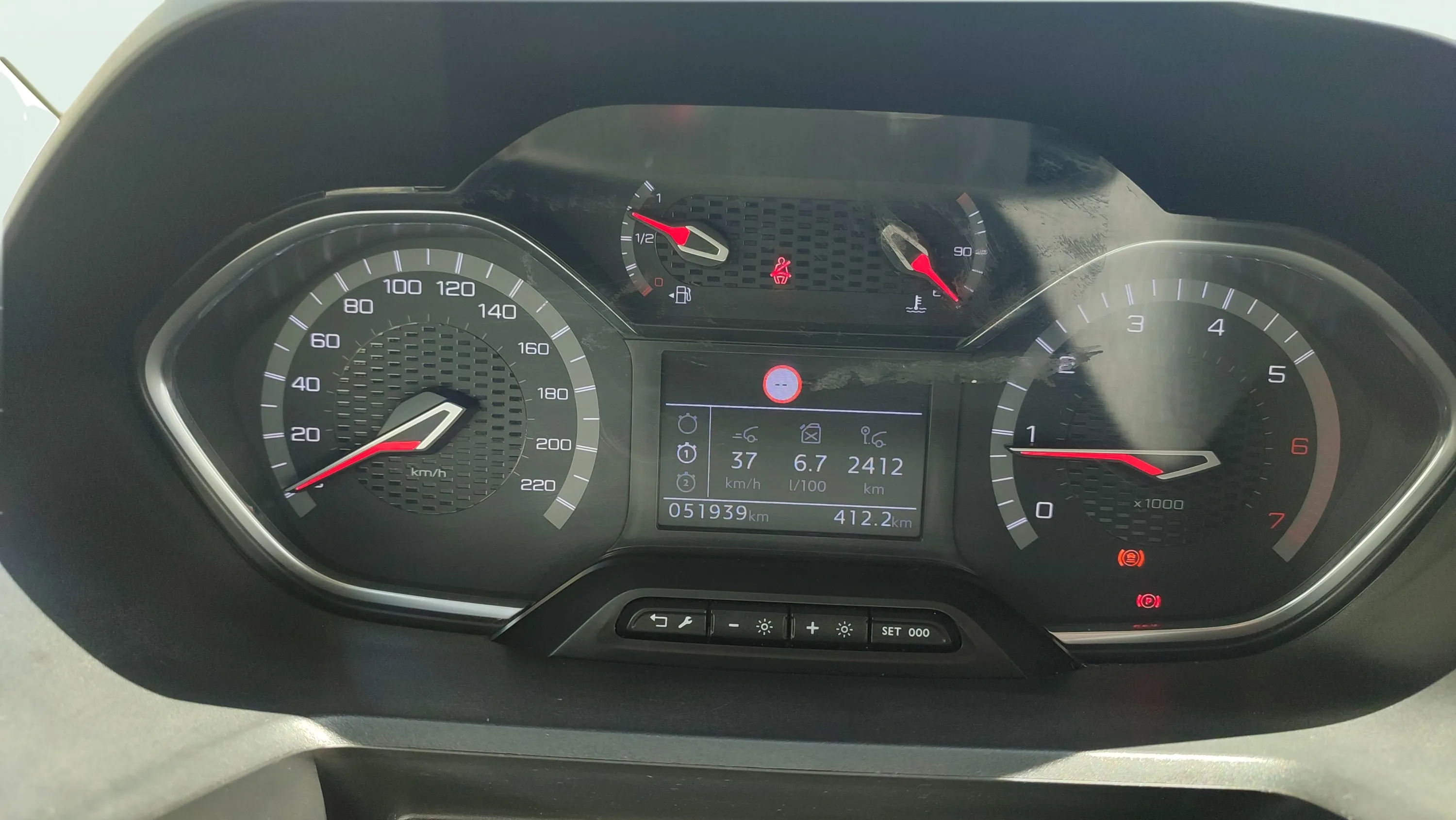 Peugeot Rifter GT BlueHDi 100 - foto 14