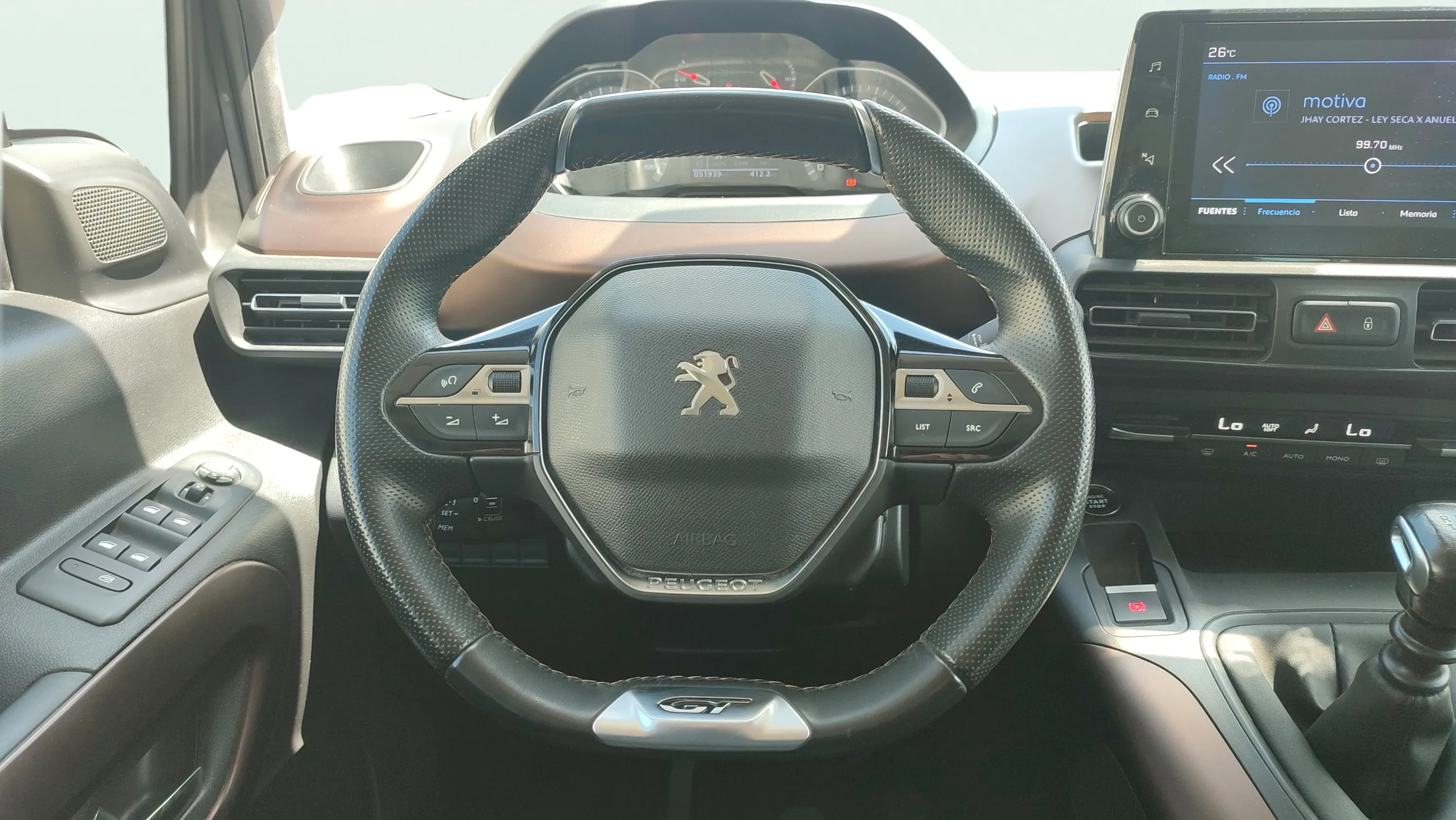 Peugeot Rifter GT BlueHDi 100 - foto 11