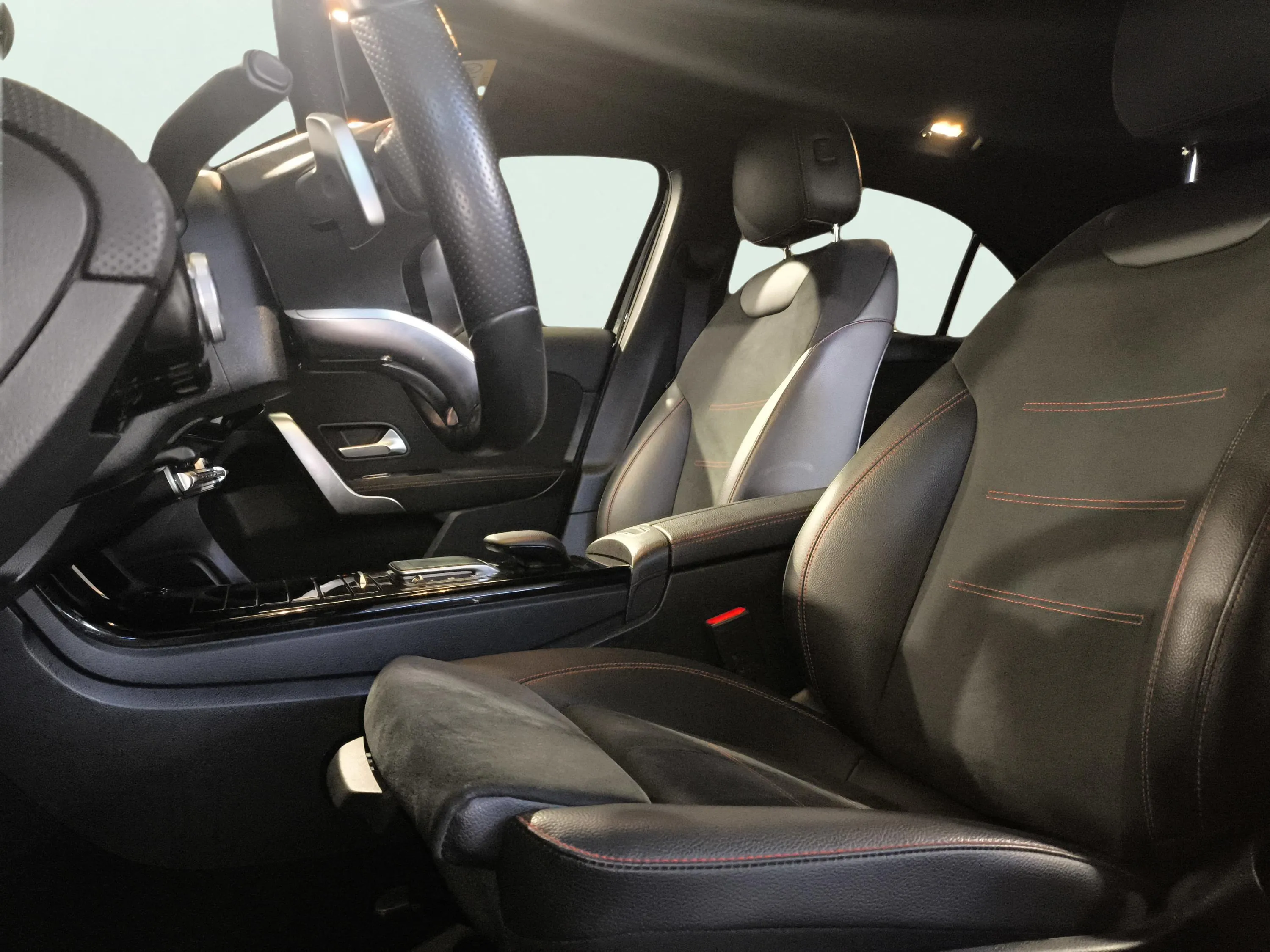 Mercedes-Benz Clase A A 200 d - foto 38