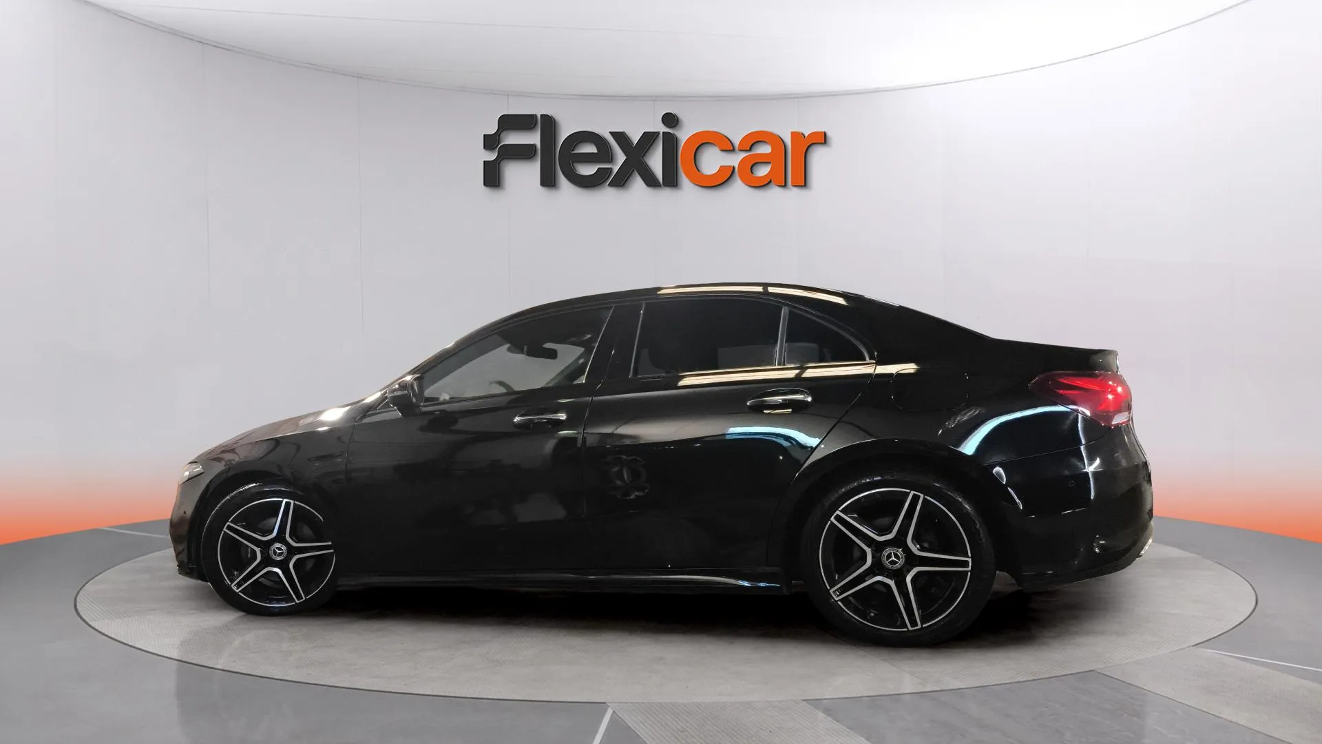 Mercedes-Benz Clase A A 200 d - foto 4