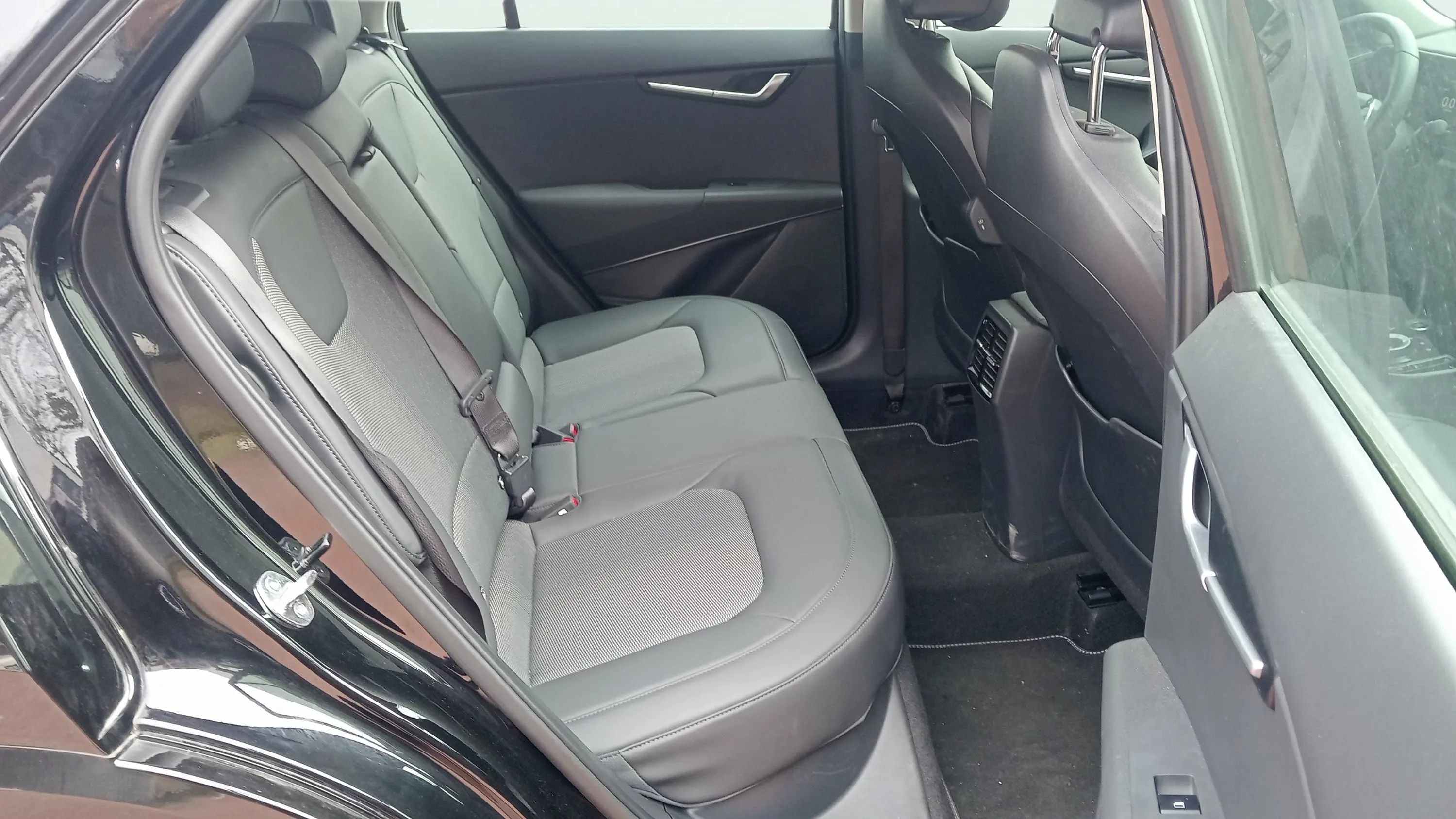 Kia Niro 1.6 GDi PHEV Drive - foto 20