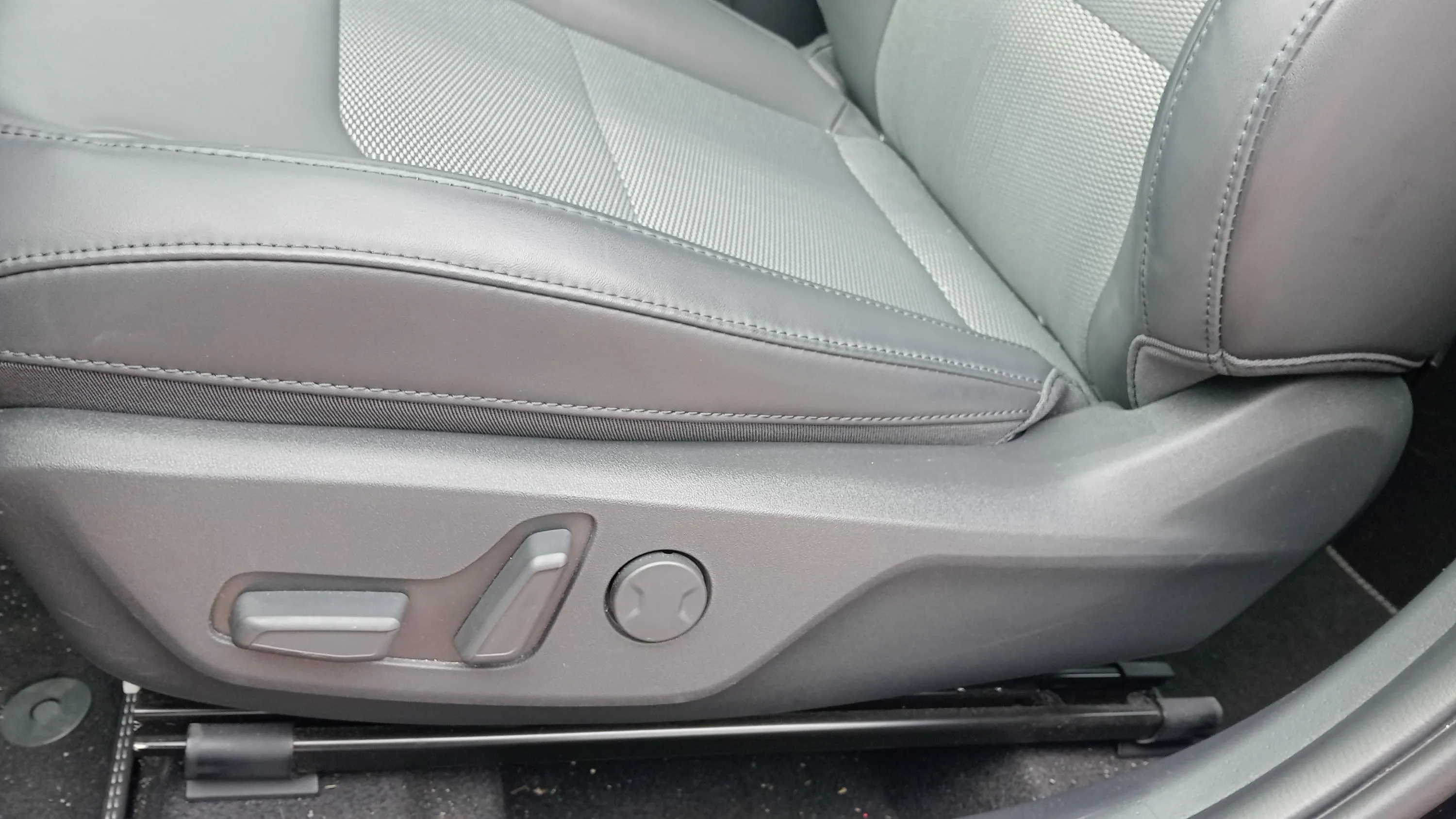 Kia Niro 1.6 GDi PHEV Drive - foto 26