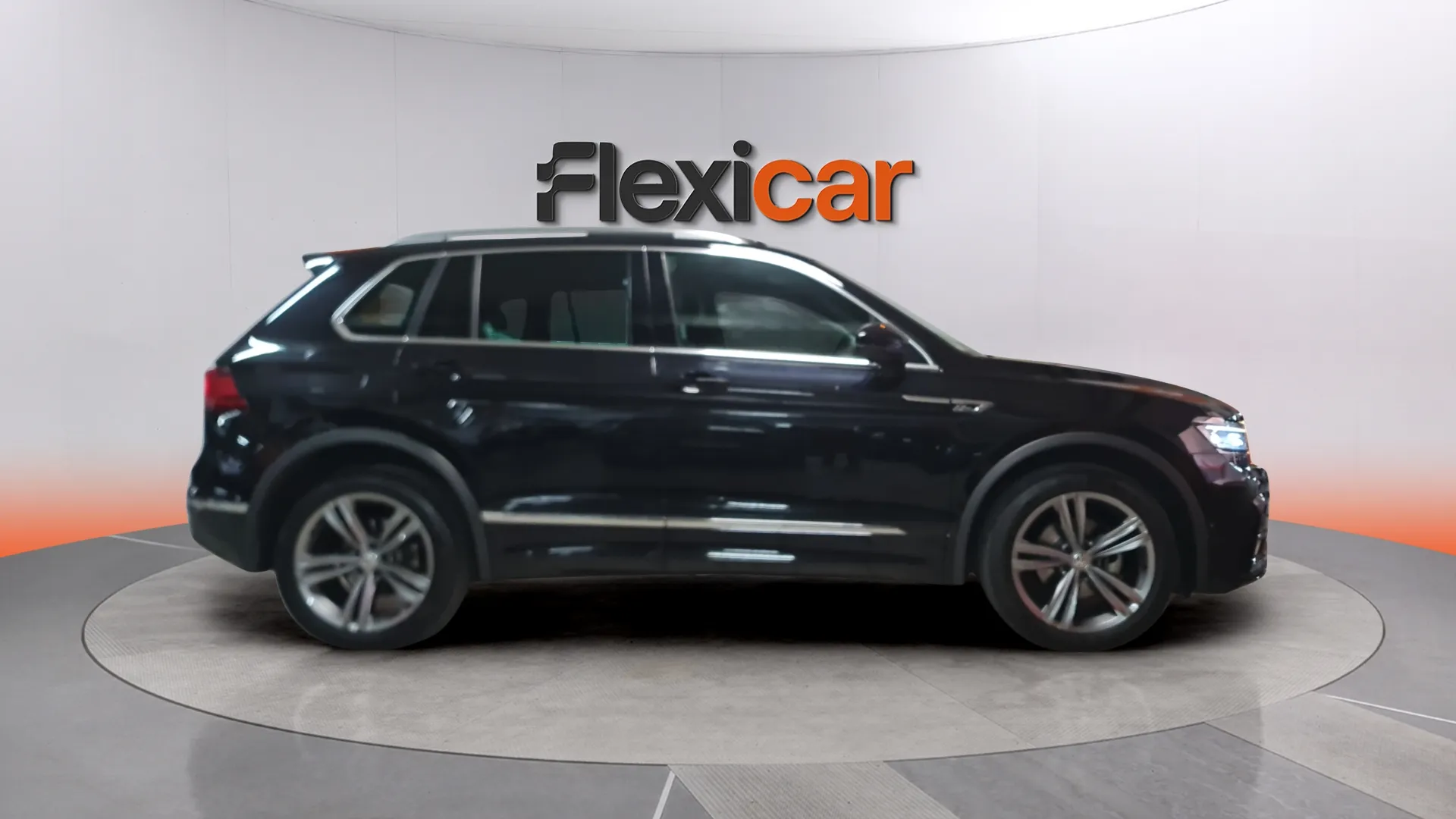 Volkswagen Tiguan Sport 2.0 TDI DSG 4Motion - foto 3