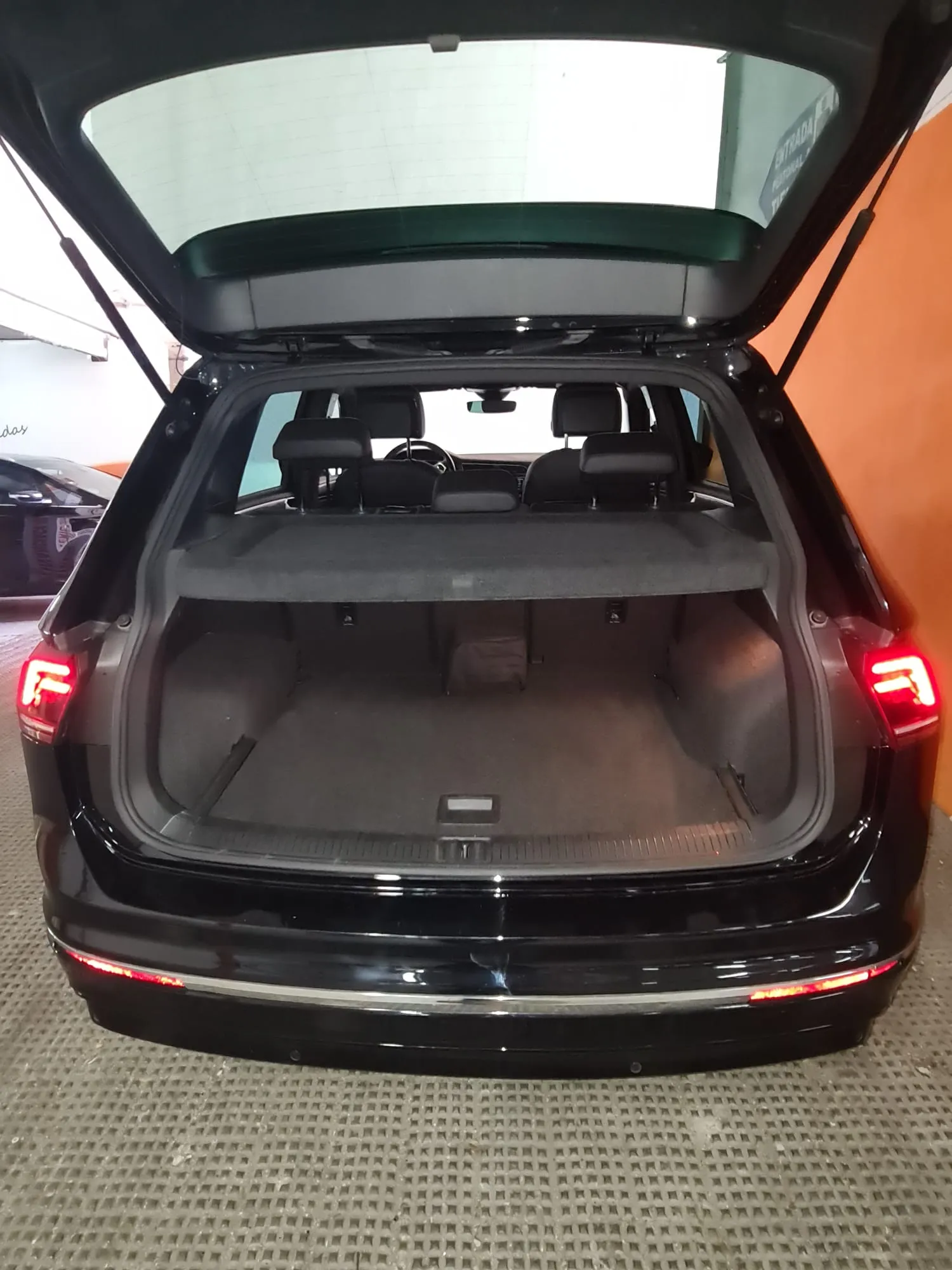 Volkswagen Tiguan Sport 2.0 TDI DSG 4Motion - foto 14