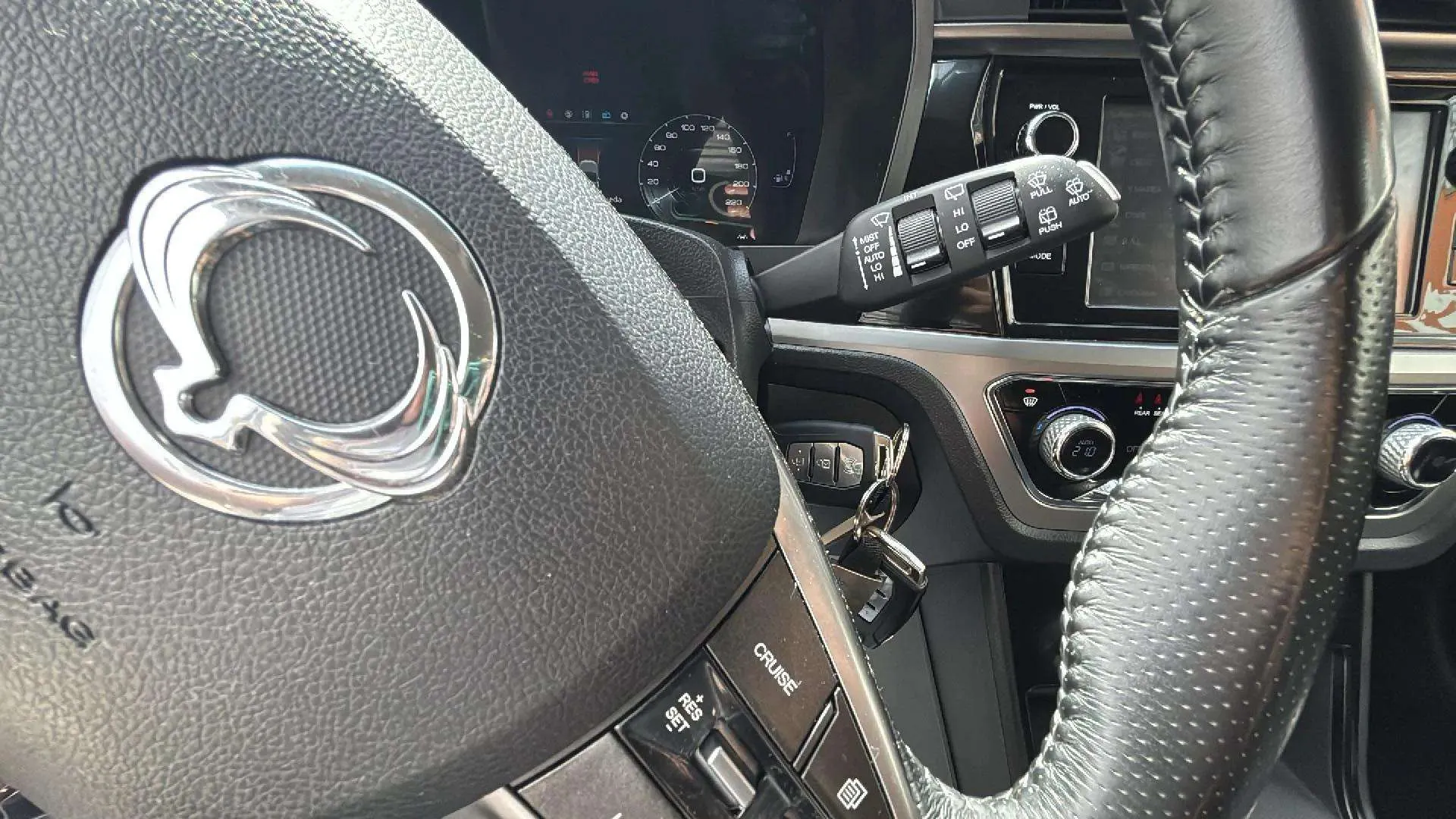 SsangYong Korando D16T Limited - foto 30