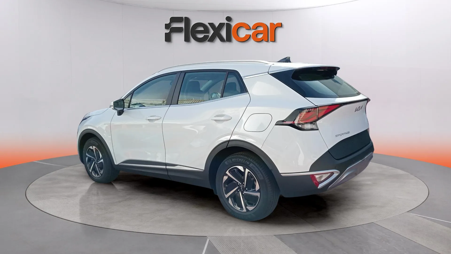 Kia Sportage 1.6 T-GDi PHEV Drive 4x4 - foto 7