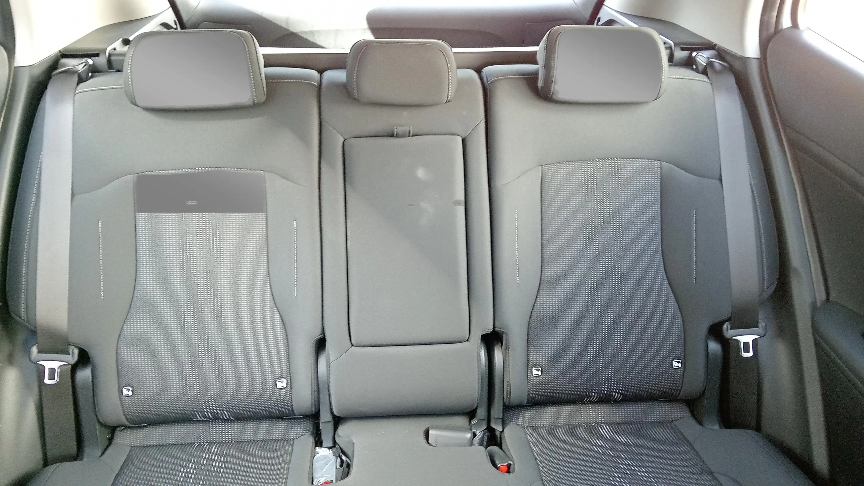 Kia Sportage 1.6 T-GDi PHEV Drive 4x4 - foto 21