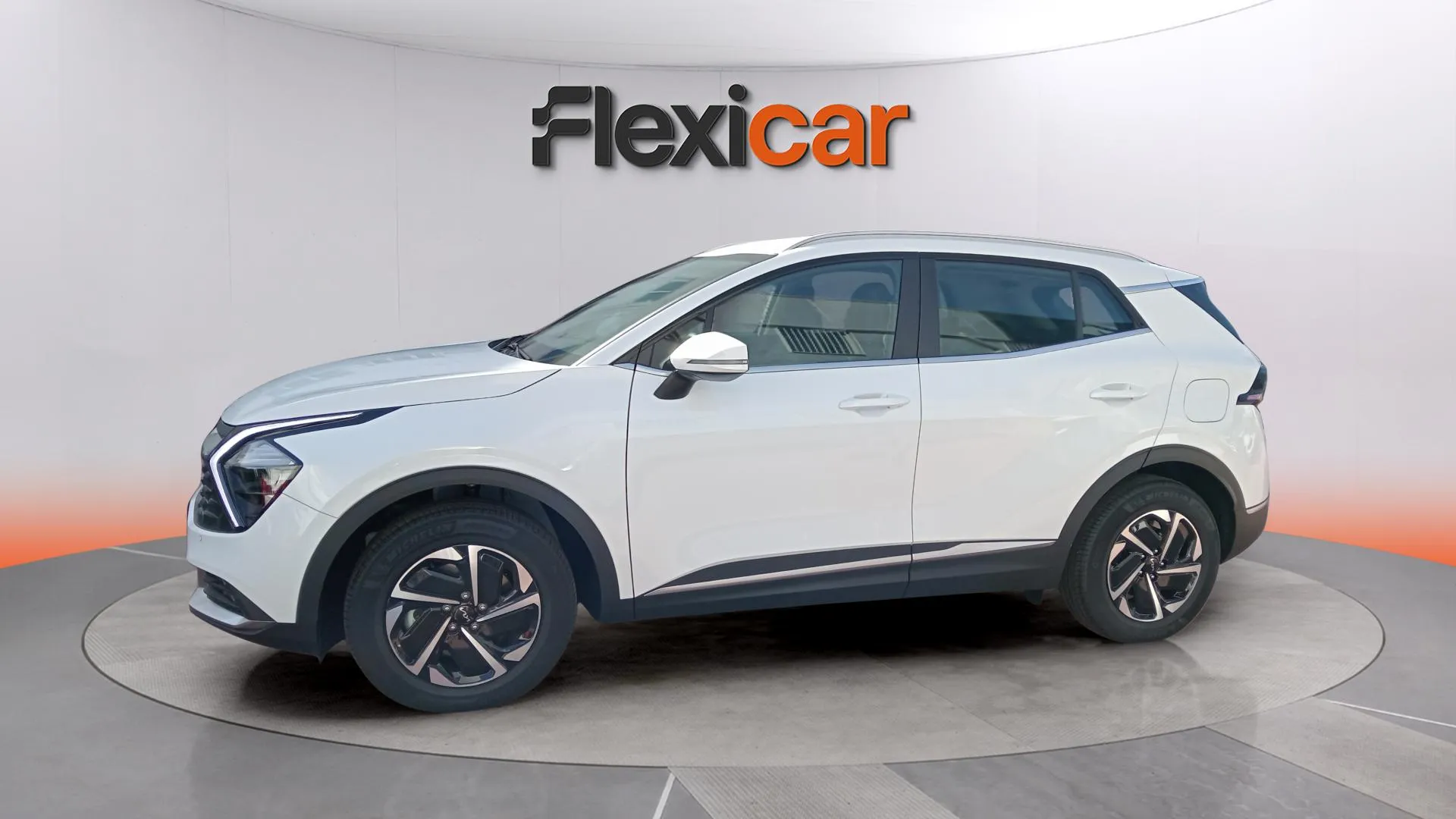 Kia Sportage 1.6 T-GDi PHEV Drive 4x4 - foto 6