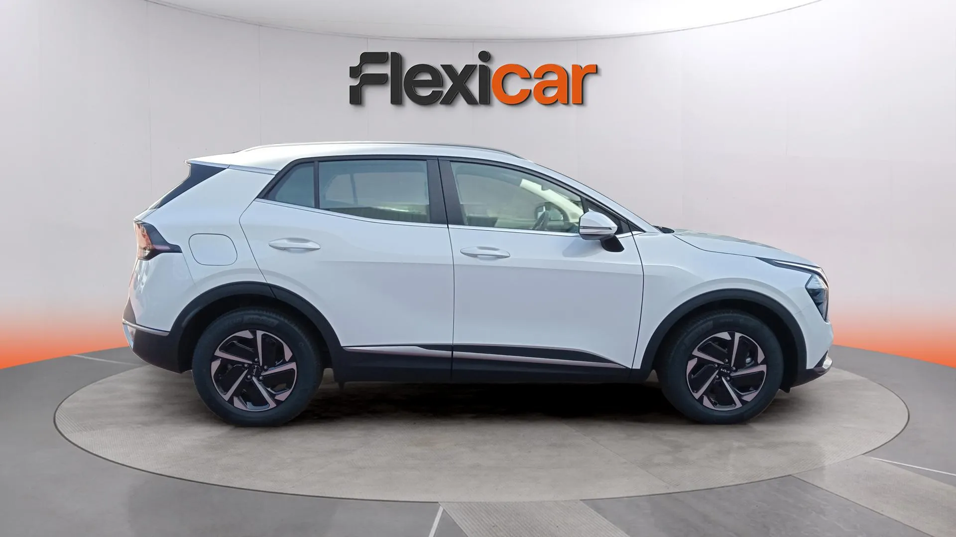 Kia Sportage 1.6 T-GDi PHEV Drive 4x4 - foto 12