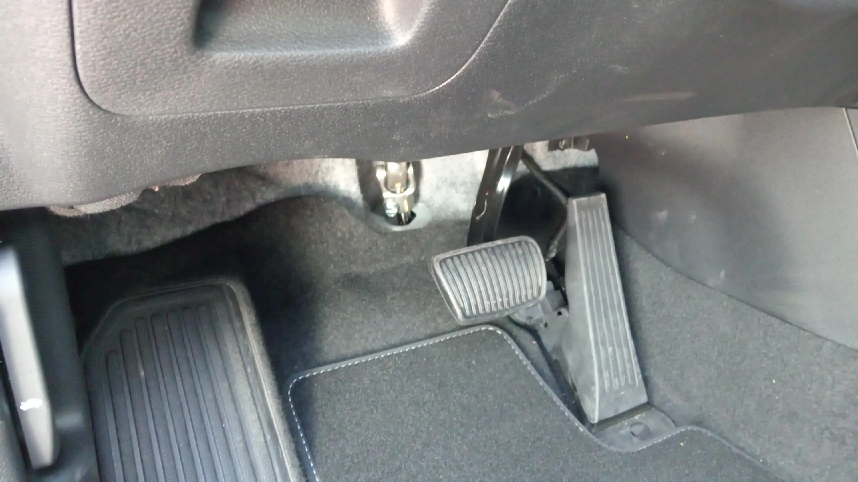 Kia Sportage 1.6 T-GDi PHEV Drive 4x4 - foto 24