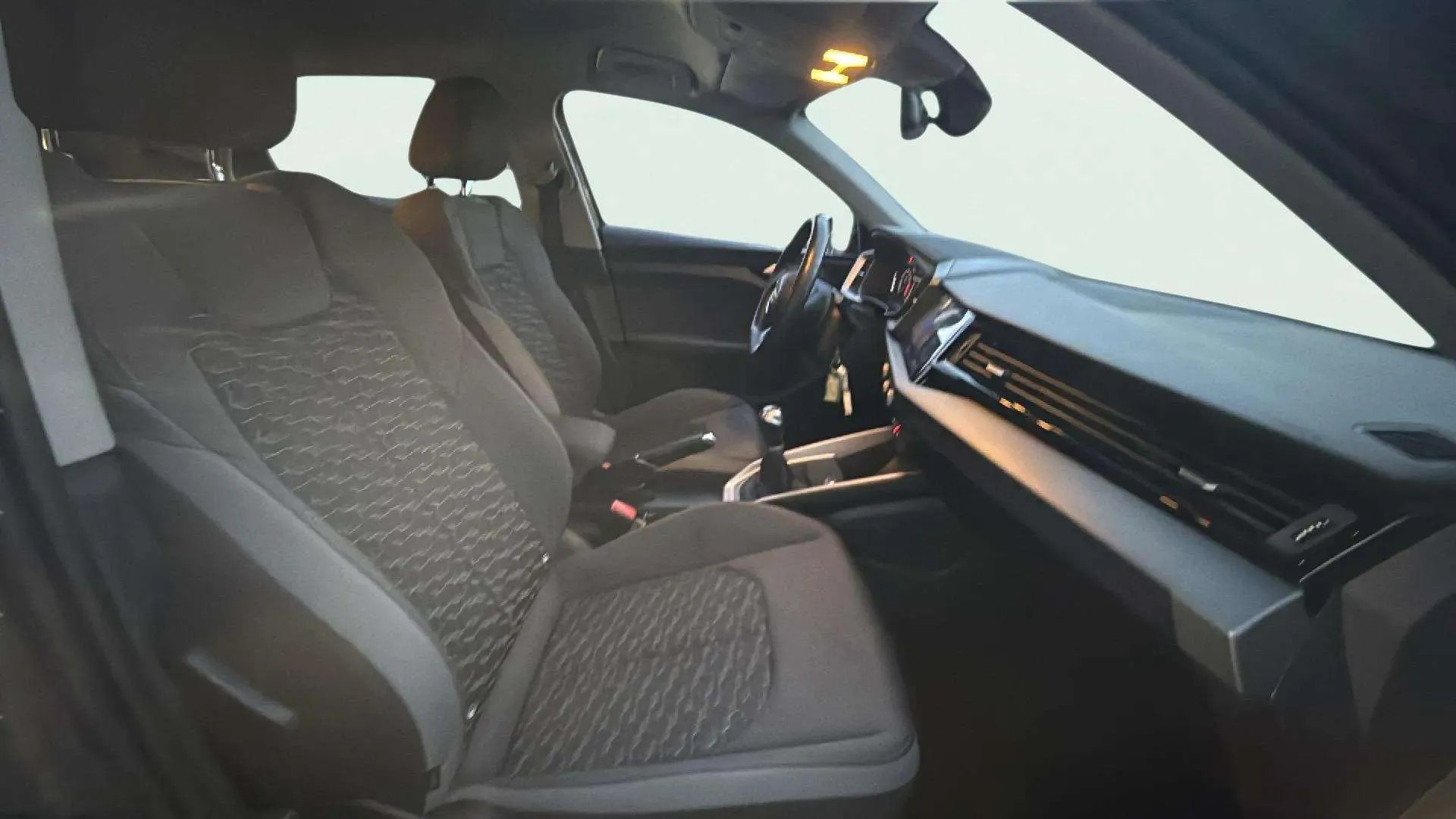 Audi A1 Sportback Adrenalin 30 TFSI - foto 10