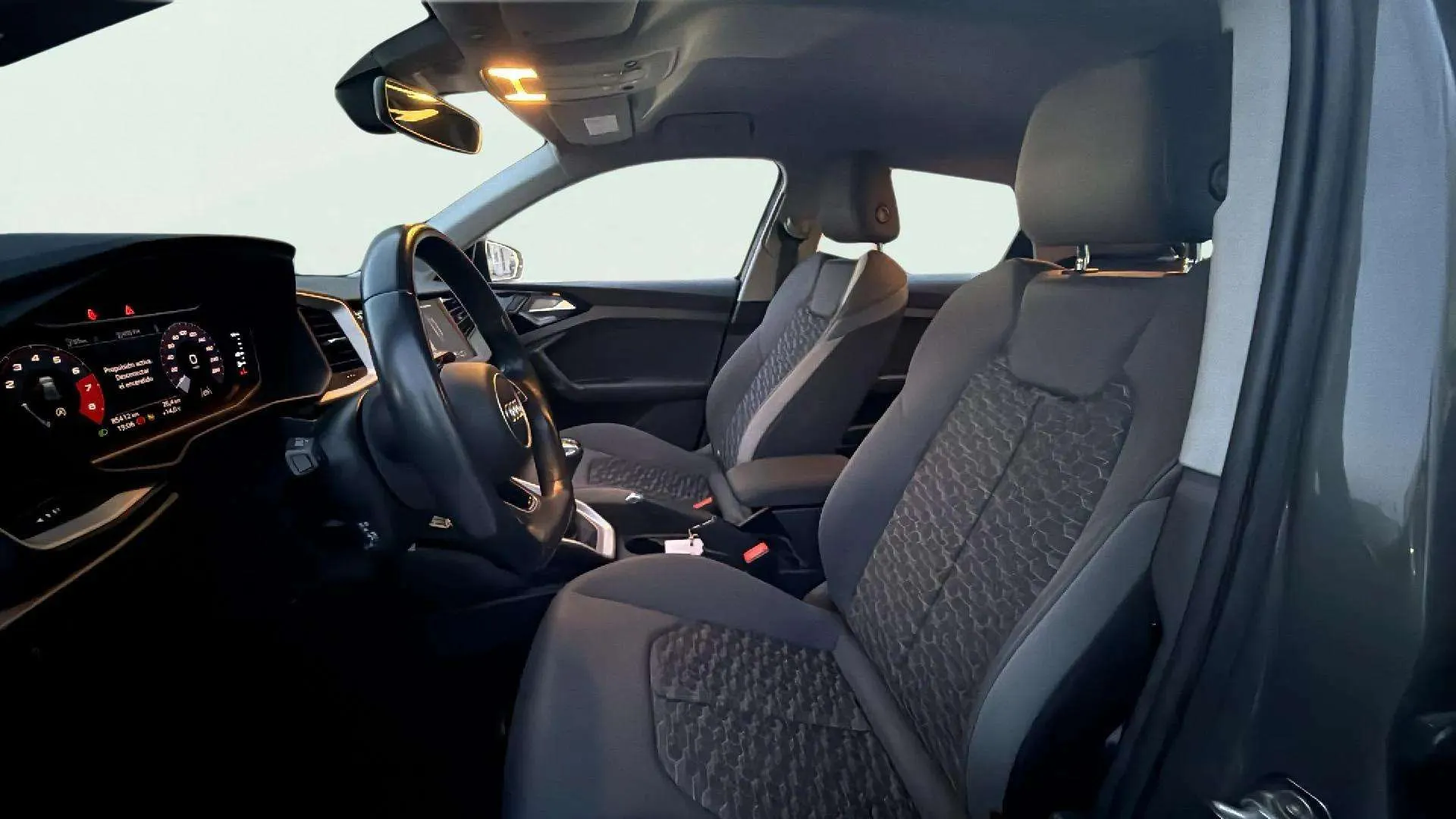 Audi A1 Sportback Adrenalin 30 TFSI - foto 11