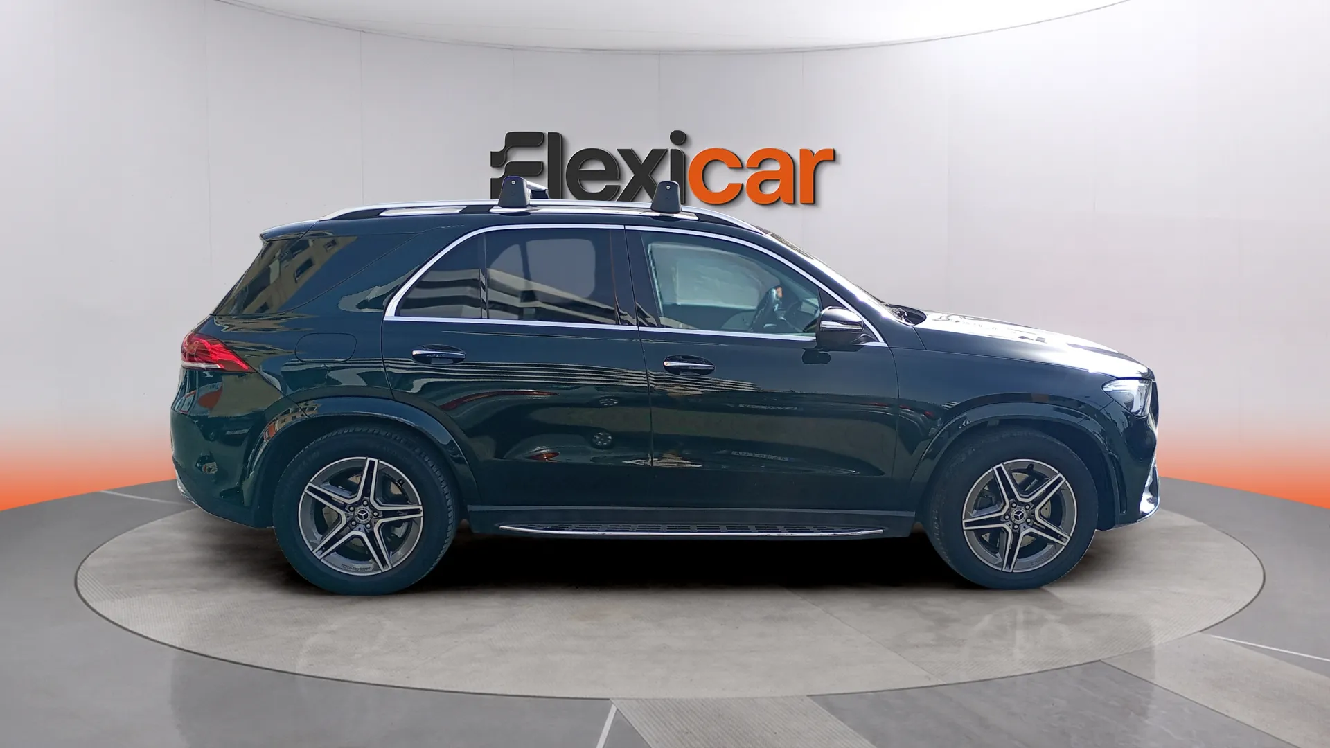 Mercedes-Benz GLE 300 d 4MATIC - foto 7