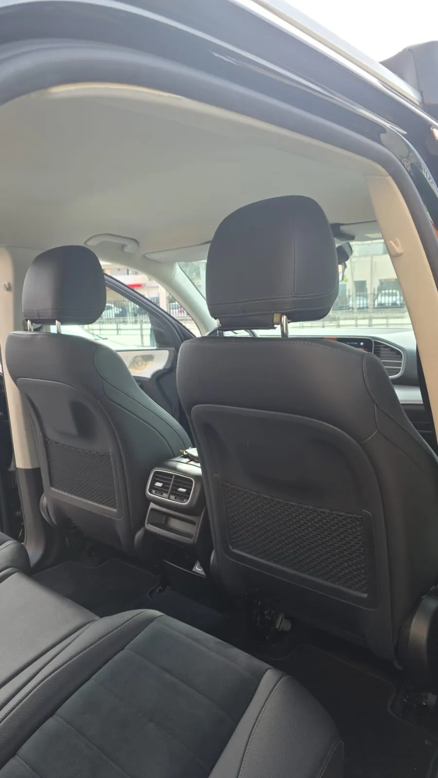 Mercedes-Benz GLE 300 d 4MATIC - foto 9