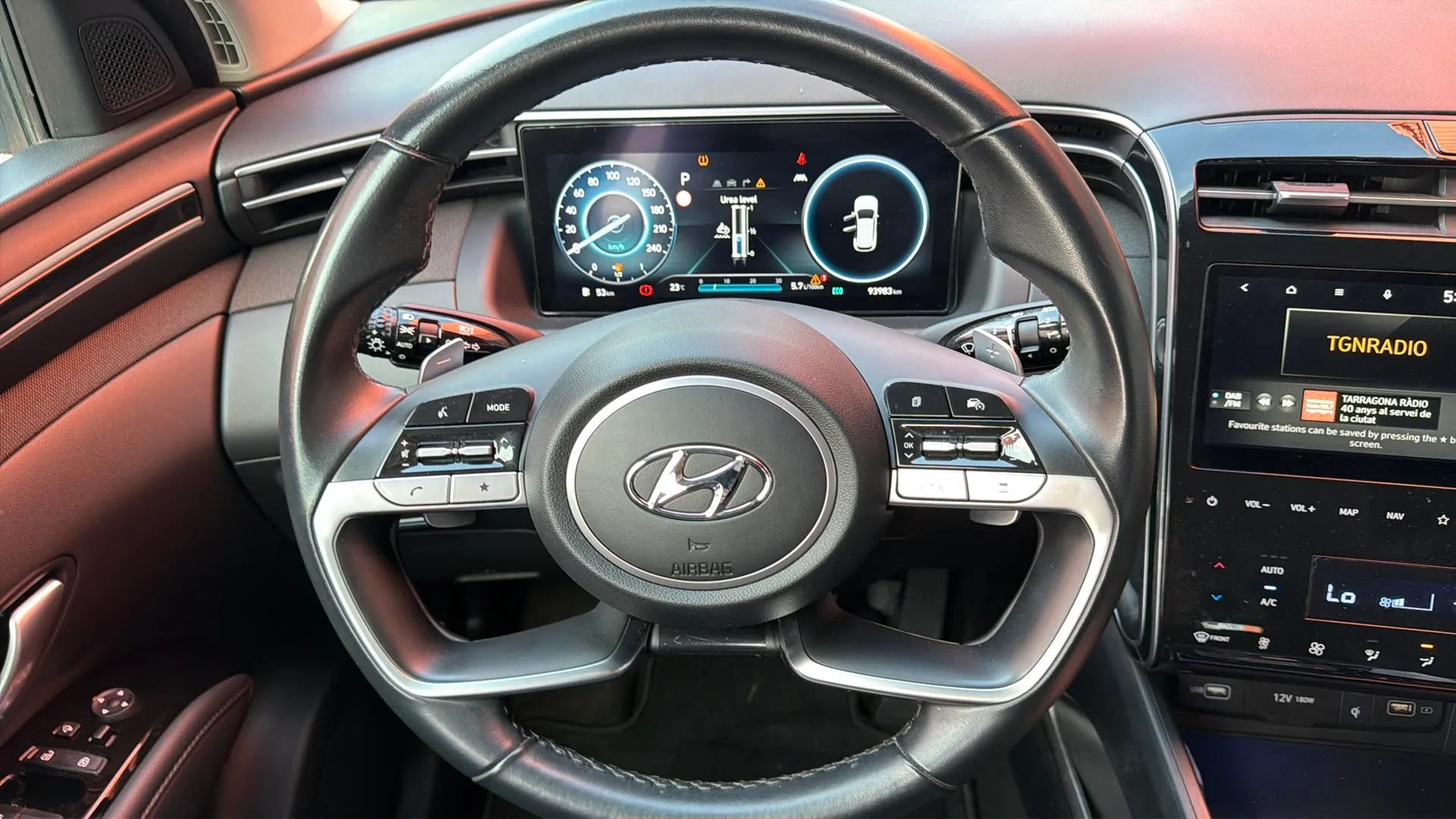 Hyundai Tucson 1.6 CRDi 48V Tecno DCT 2C - foto 11