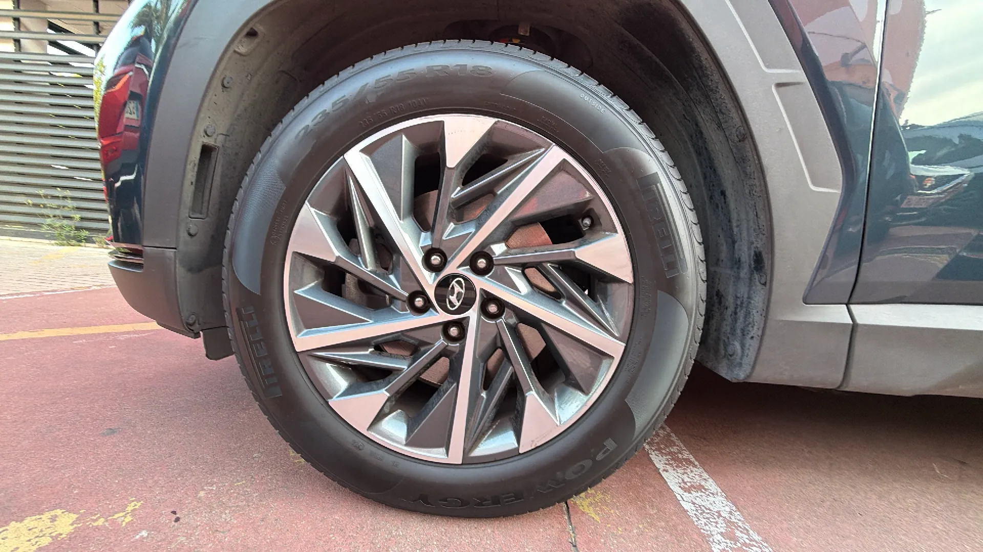 Hyundai Tucson 1.6 CRDi 48V Tecno DCT 2C - foto 16