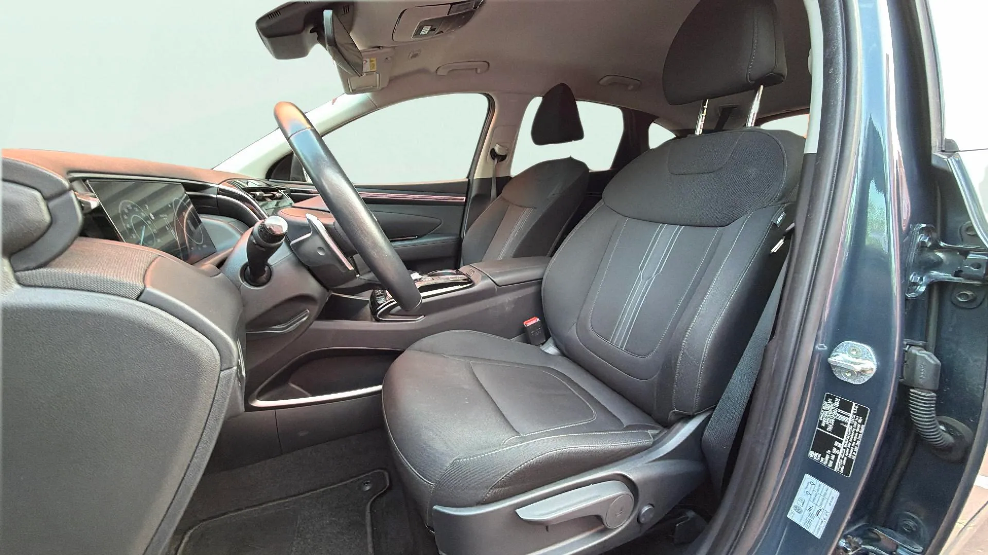 Hyundai Tucson 1.6 CRDi 48V Tecno DCT 2C - foto 13