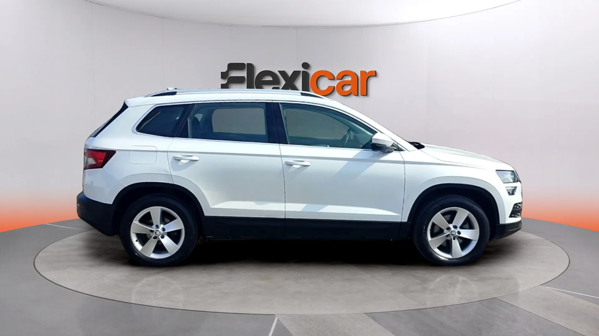 Škoda Karoq 2.0 TDI DSG 4x4 Ambition - foto 5