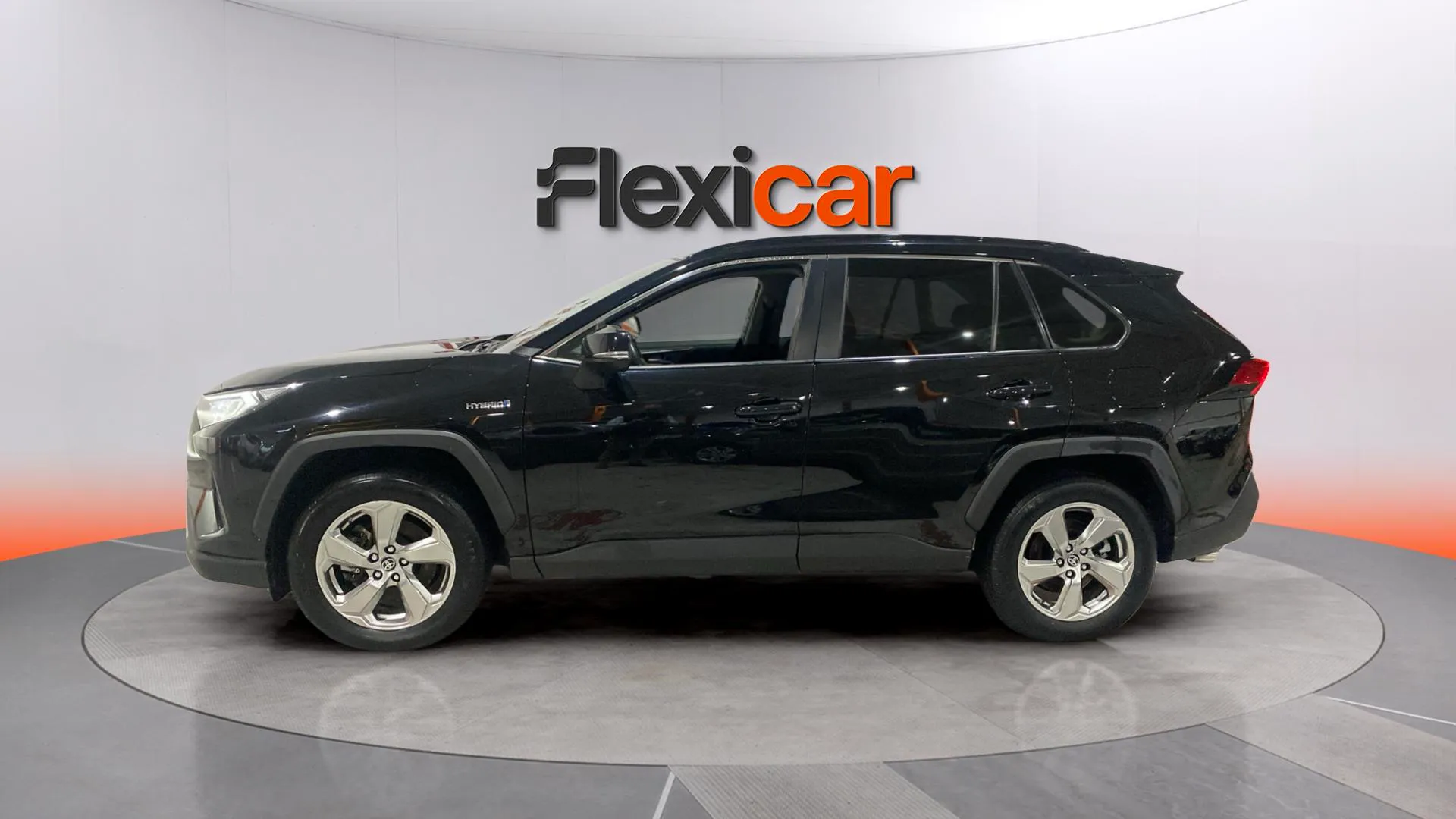 Toyota RAV4 2.5l 220H Advance - foto 5