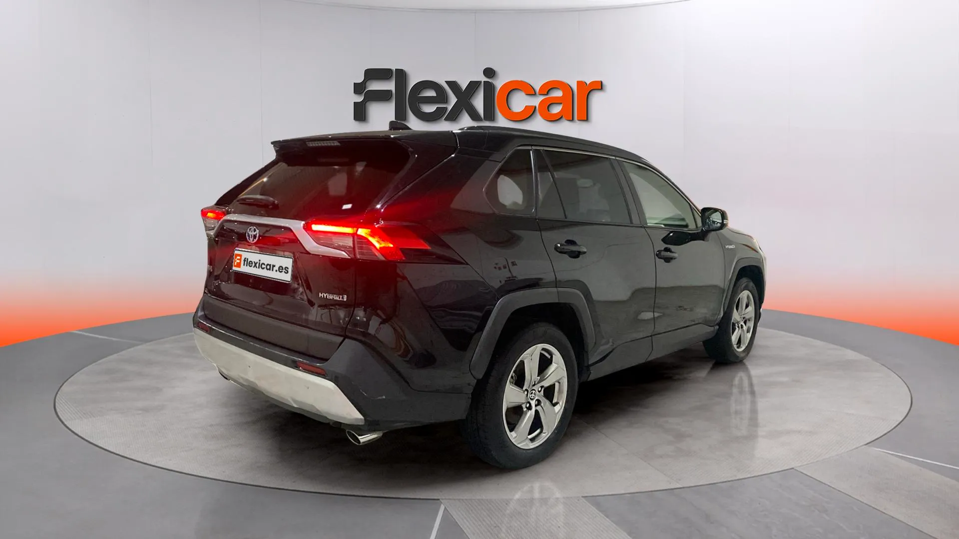 Toyota RAV4 2.5l 220H Advance - foto 6