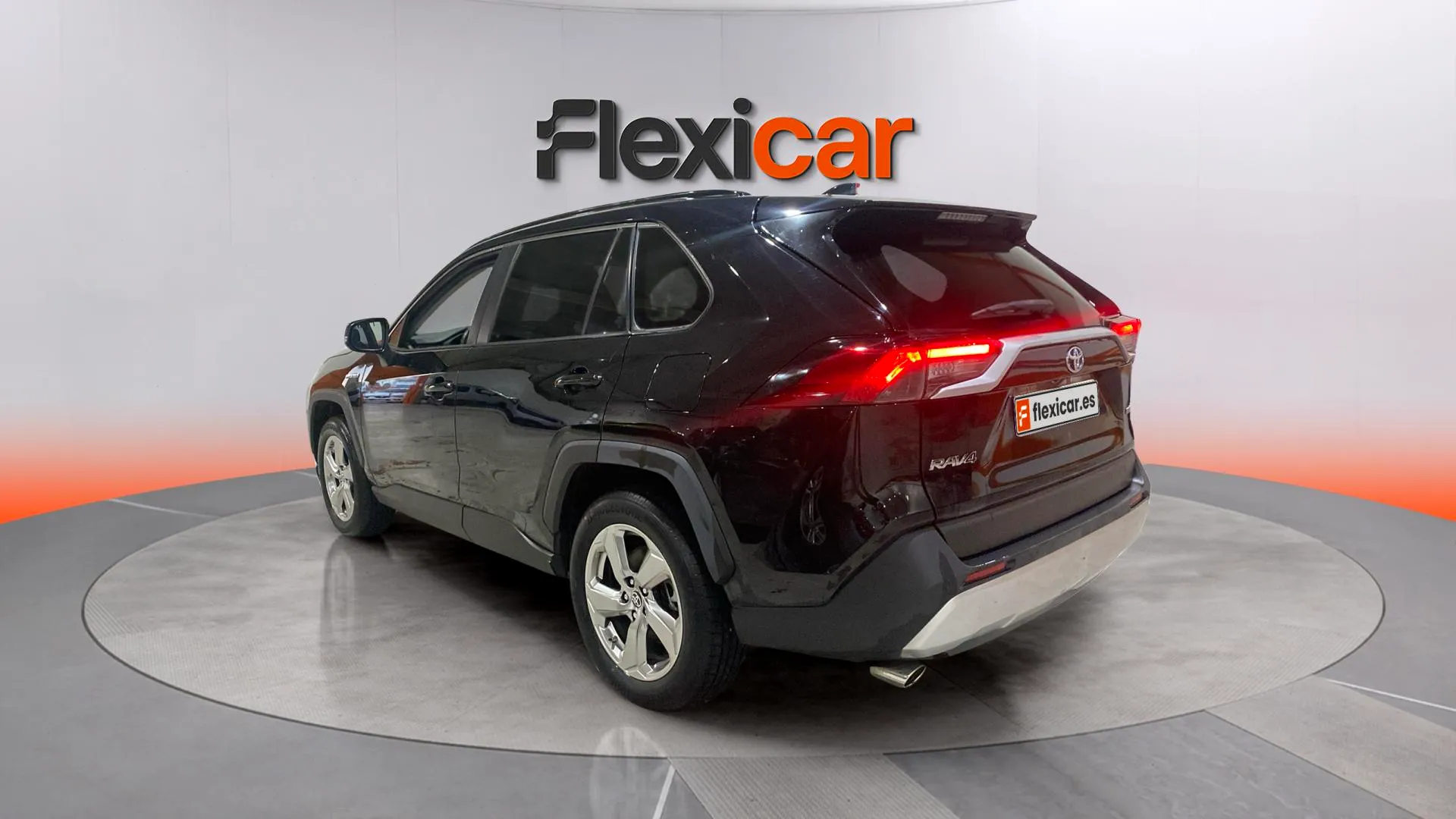 Toyota RAV4 2.5l 220H Advance - foto 3