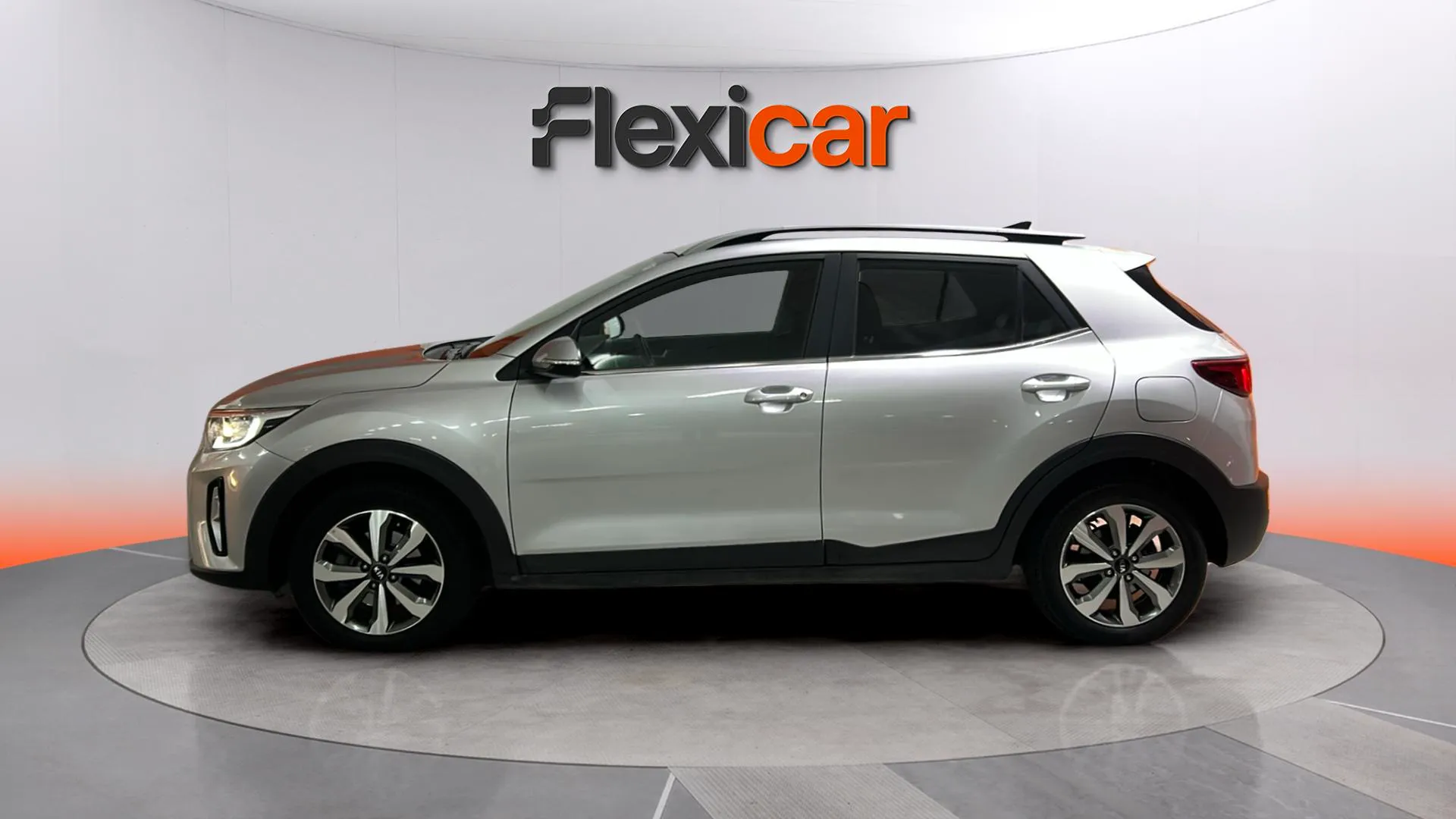 Kia Stonic 1.0 T-GDi MHEV iMT Drive - foto 4