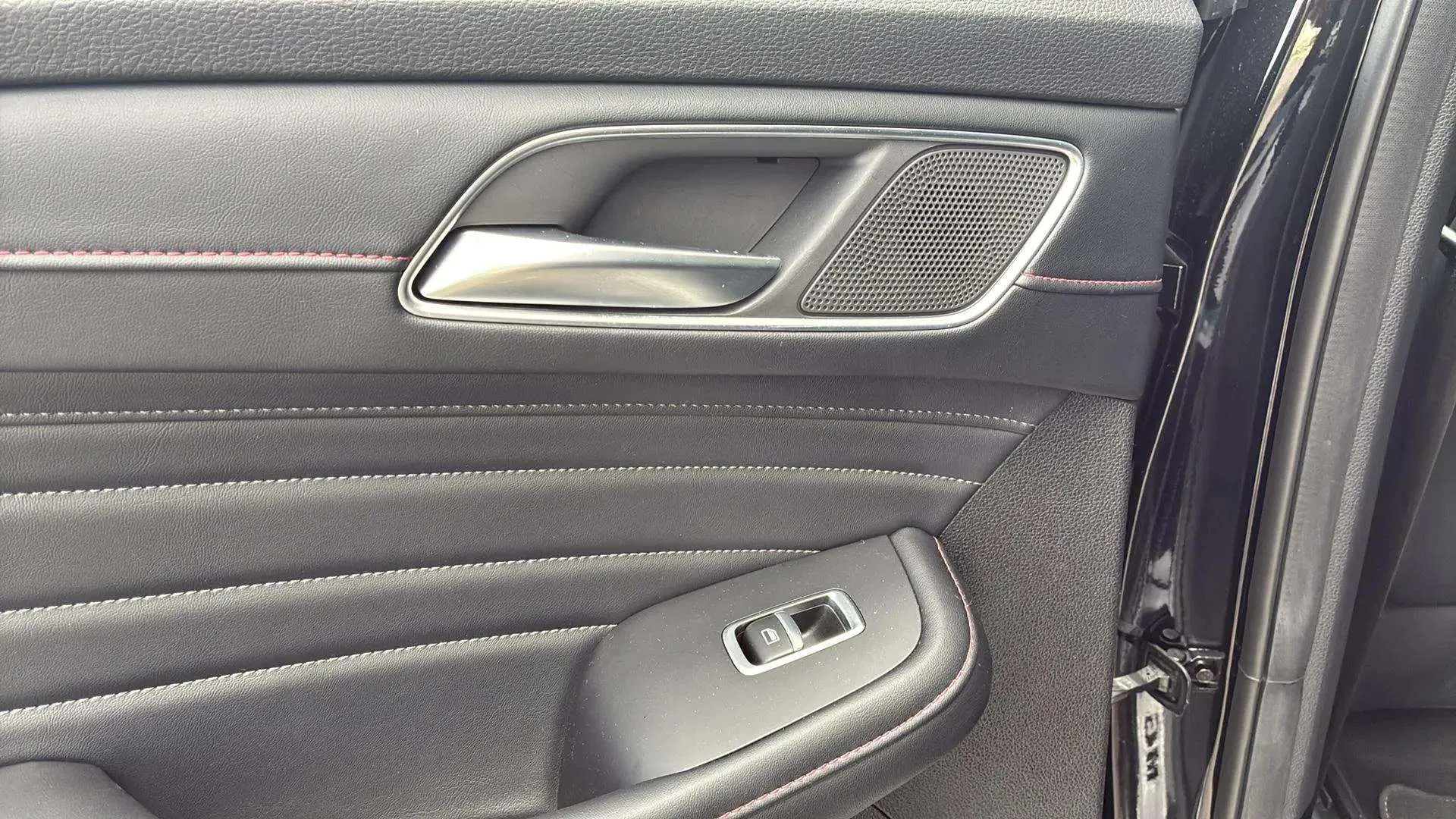 MG HS 1.5T-GDI PHEV Comfort - foto 26