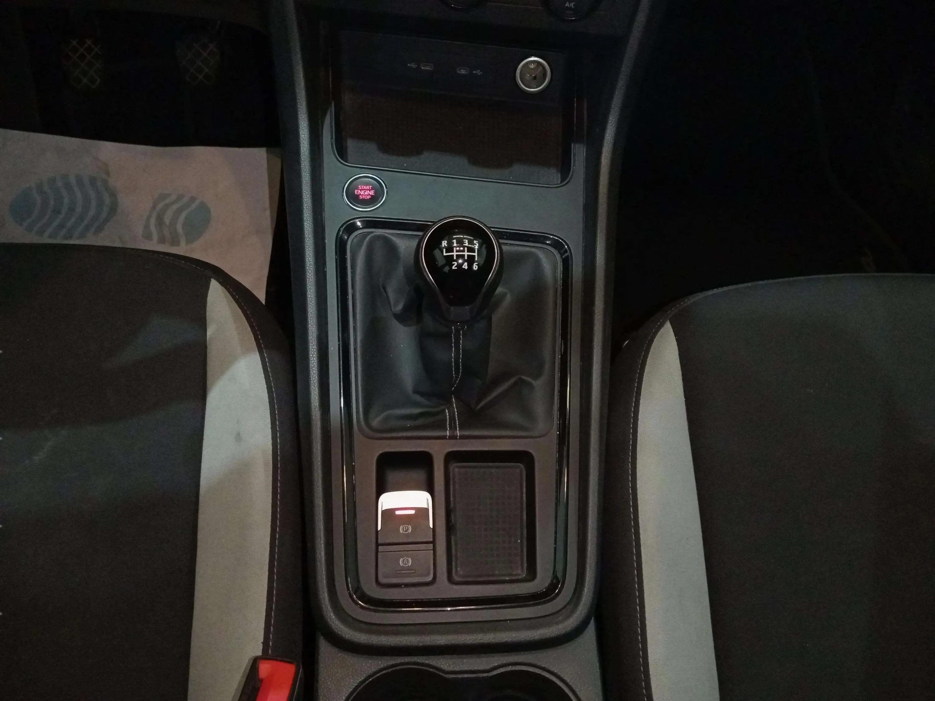 SEAT Ateca 2.0 TDI Reference XM - foto 12