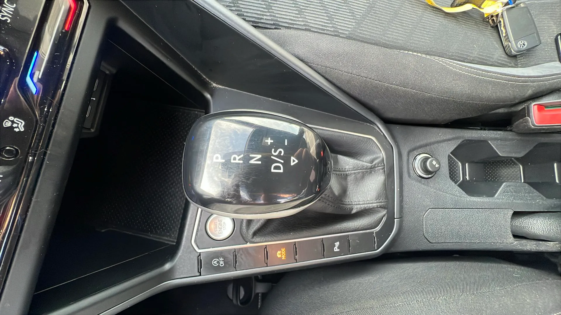 Volkswagen Taigo R-Line 1.0 TSI DSG - foto 22
