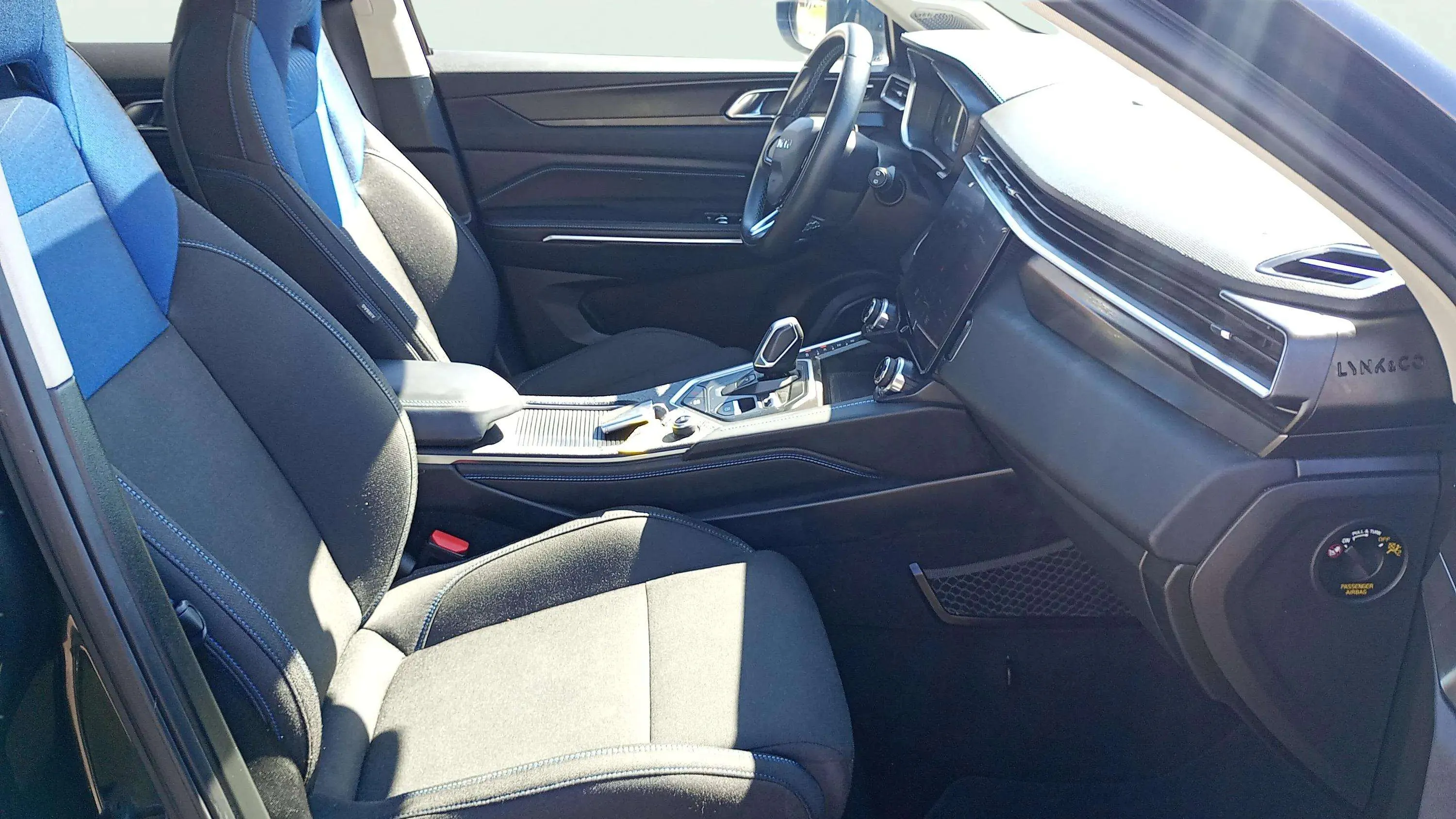 Lynk & Co 01 1.5 PHEV - foto 13