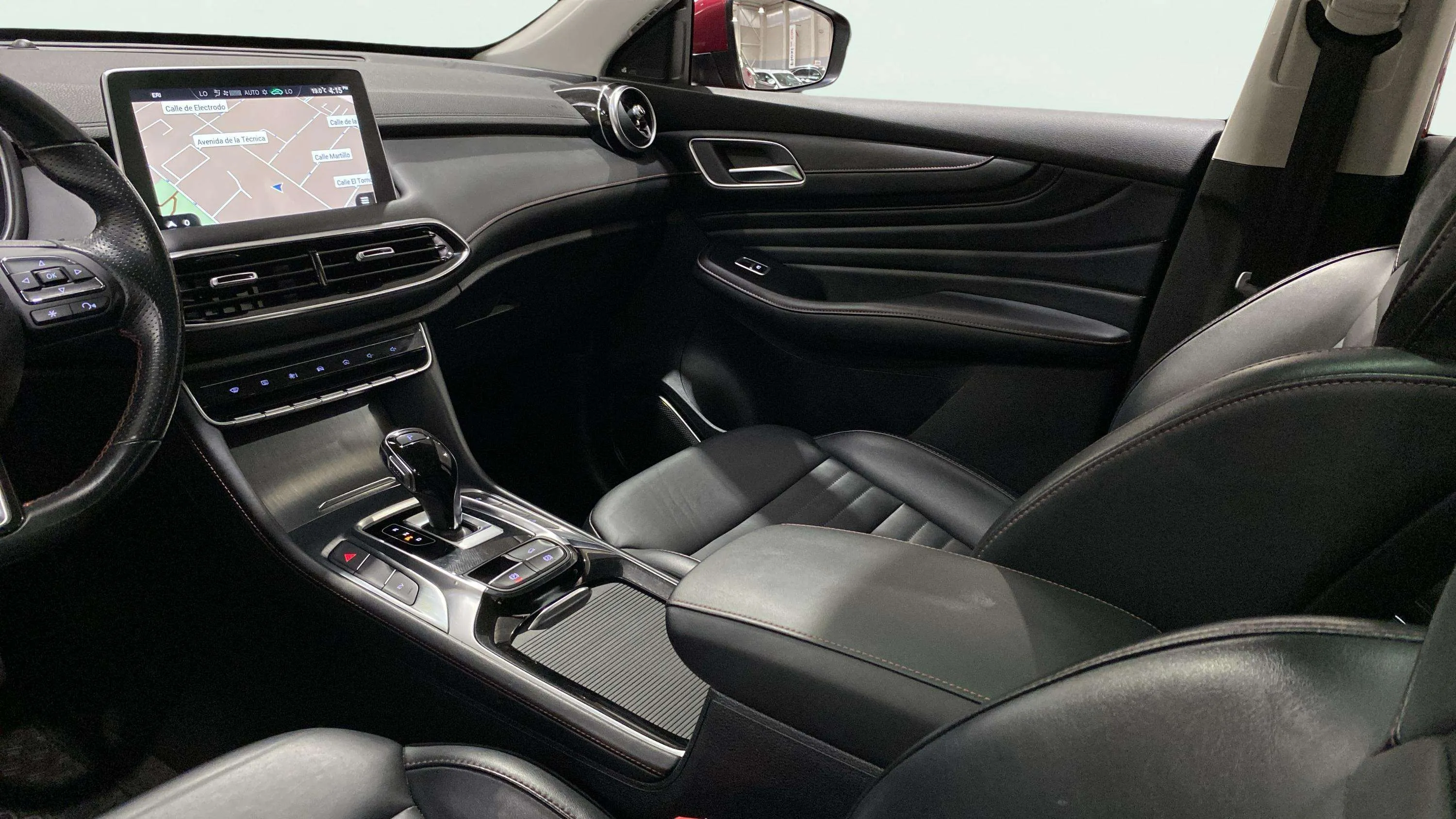 MG HS 1.5T-GDI PHEV Luxury - foto 35