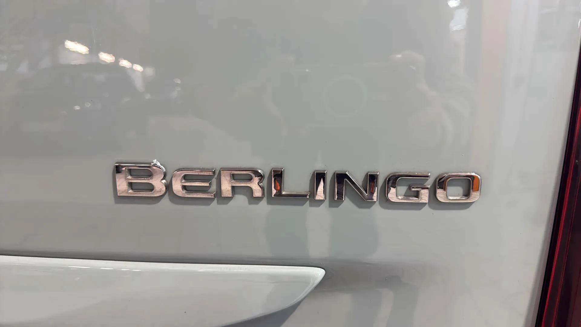 Citroën Berlingo Talla M BlueHDi 130 100 AÑOS - foto 2
