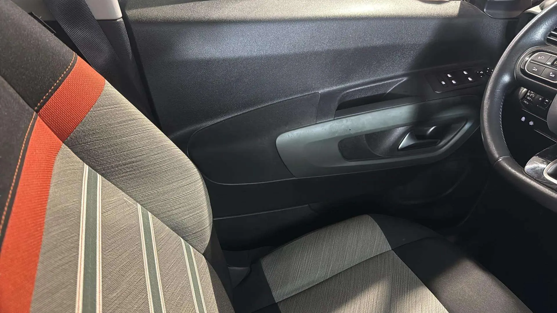 Citroën Berlingo Talla M BlueHDi 130 100 AÑOS - foto 13