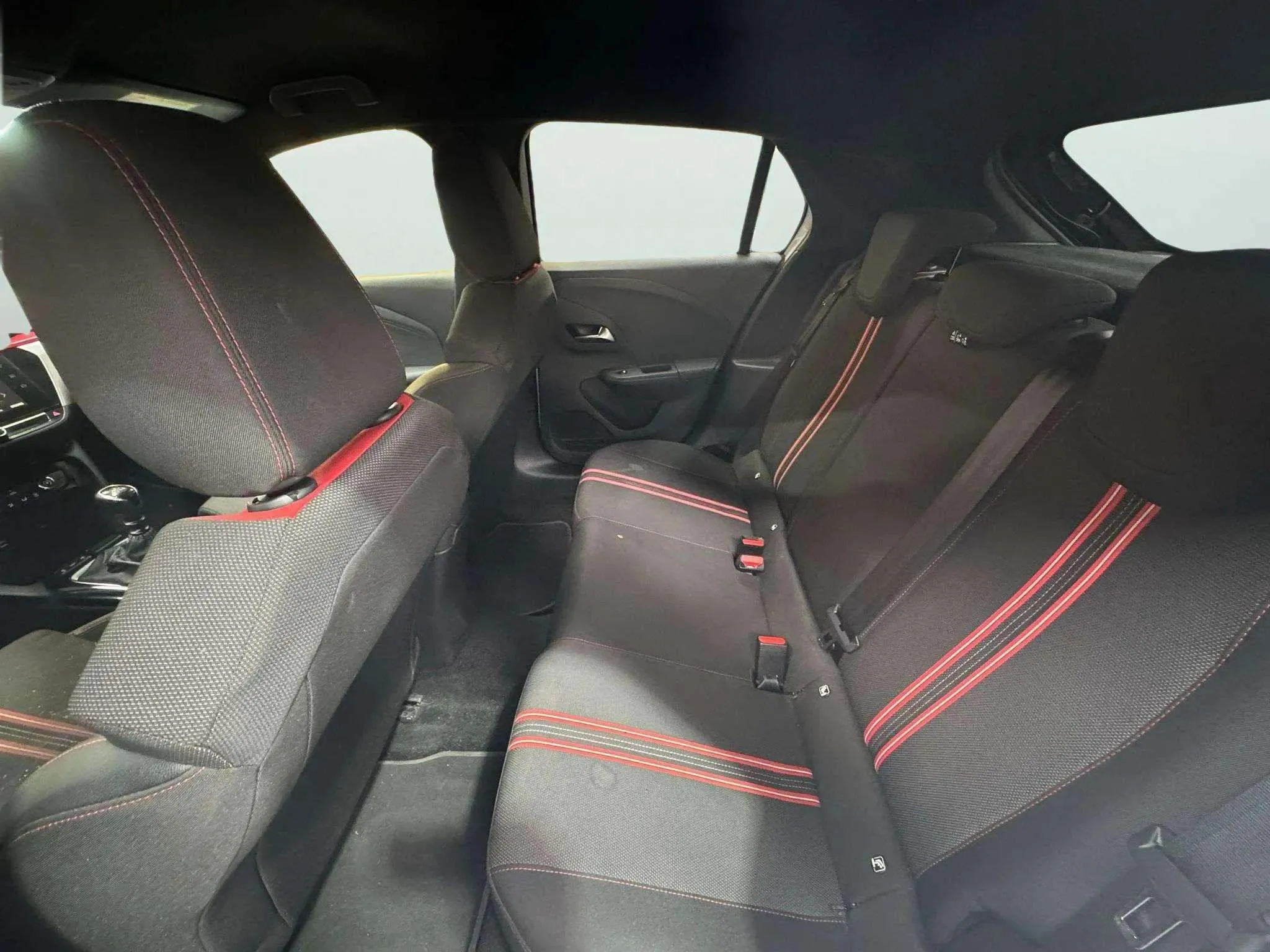 Opel Corsa 1.2T XHL Edition - foto 17