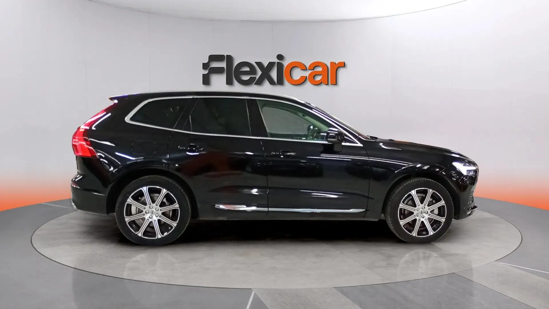Volvo XC60 2.0 B4 D AWD Business Plus - foto 7