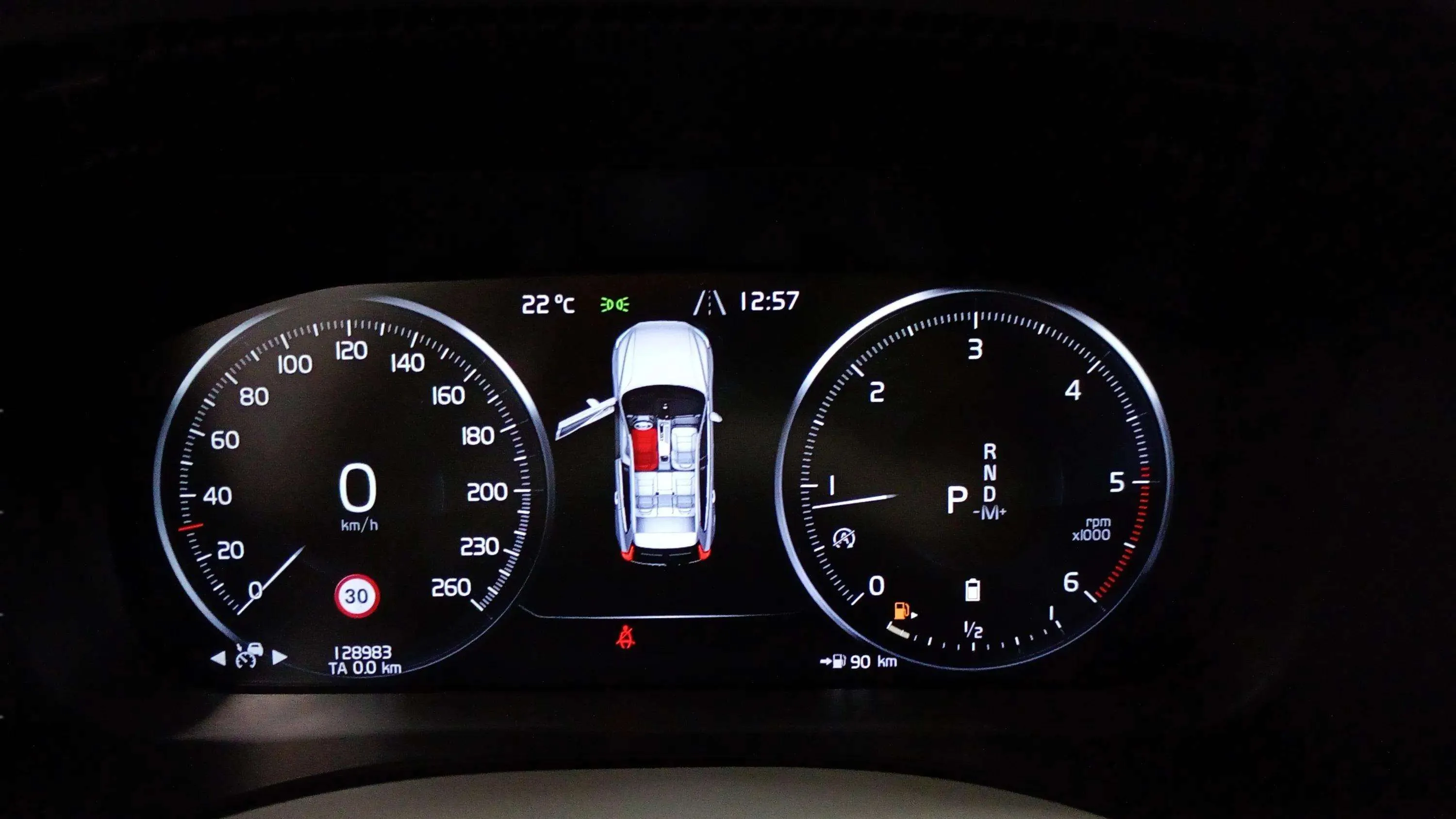Volvo XC60 2.0 B4 D AWD Business Plus - foto 11