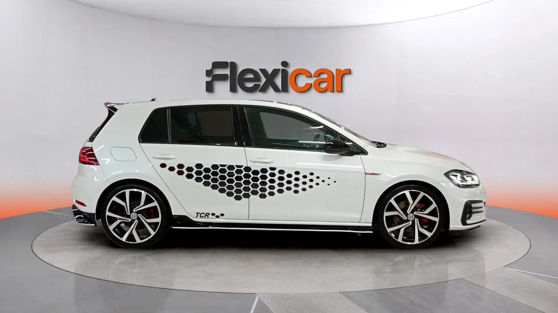 Volkswagen Golf GTI Performance 2.0 TSI DSG BMT - foto 7