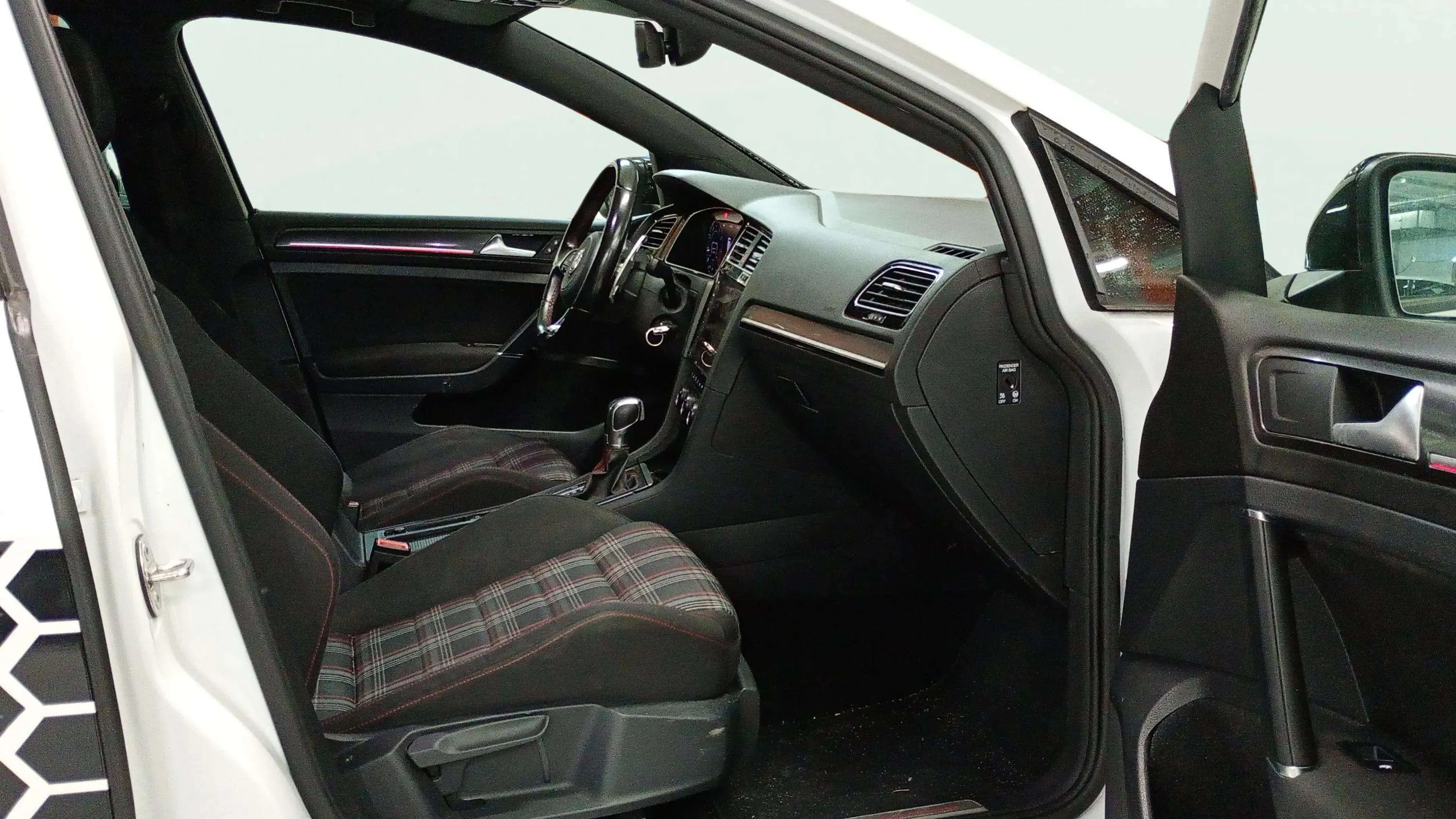 Volkswagen Golf GTI Performance 2.0 TSI DSG BMT - foto 13