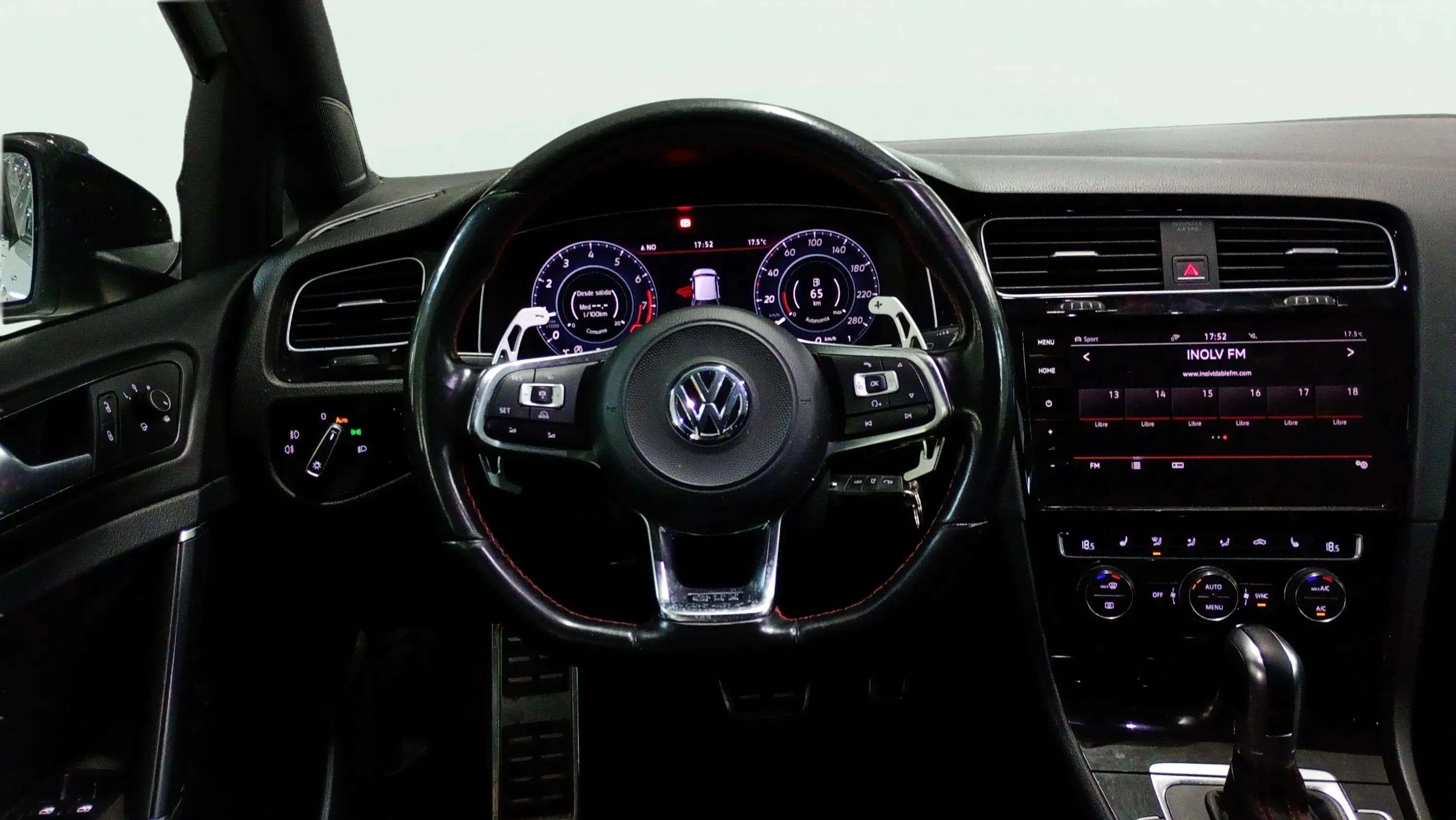 Volkswagen Golf GTI Performance 2.0 TSI DSG BMT - foto 11