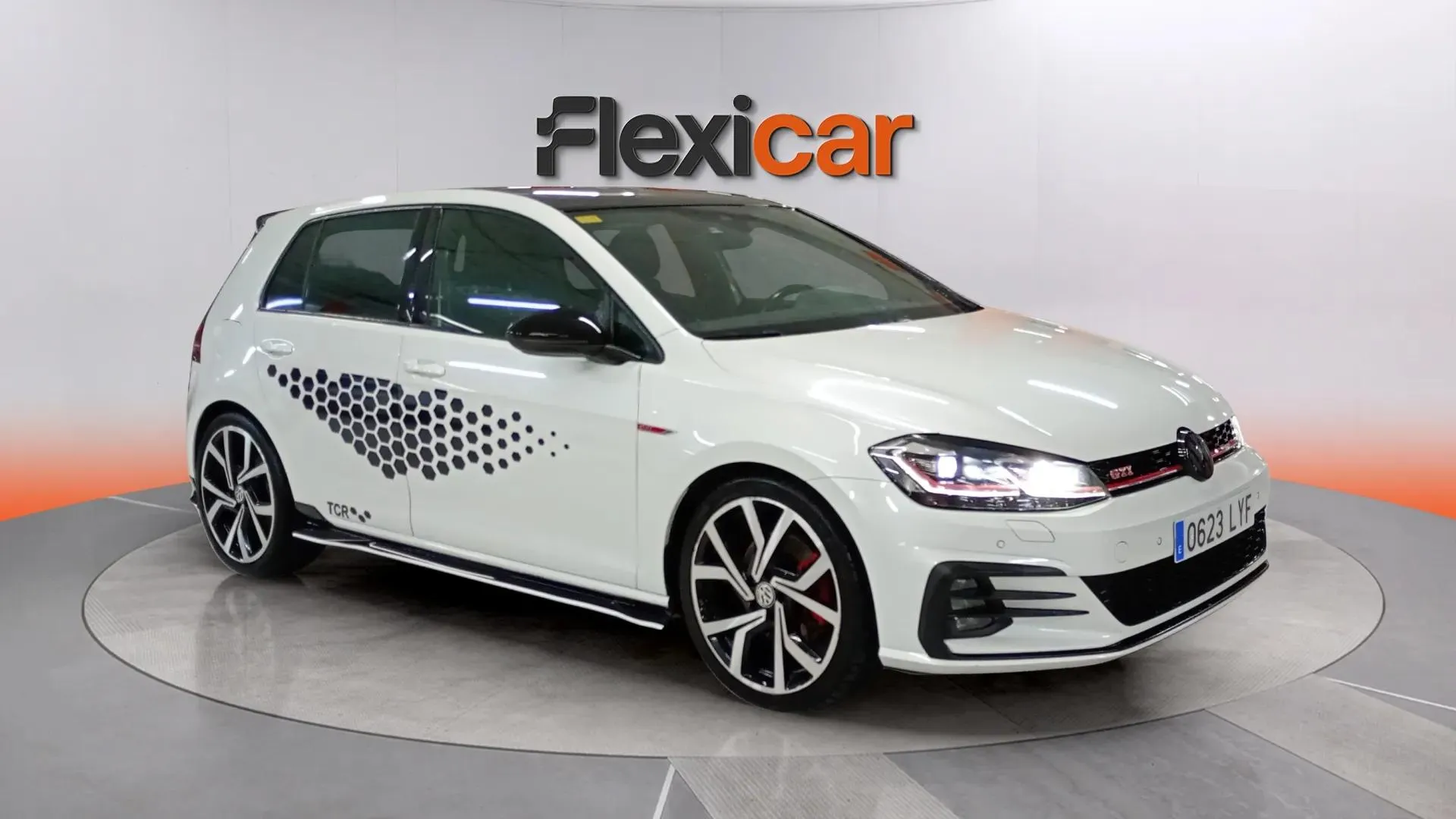Volkswagen Golf GTI Performance 2.0 TSI DSG BMT