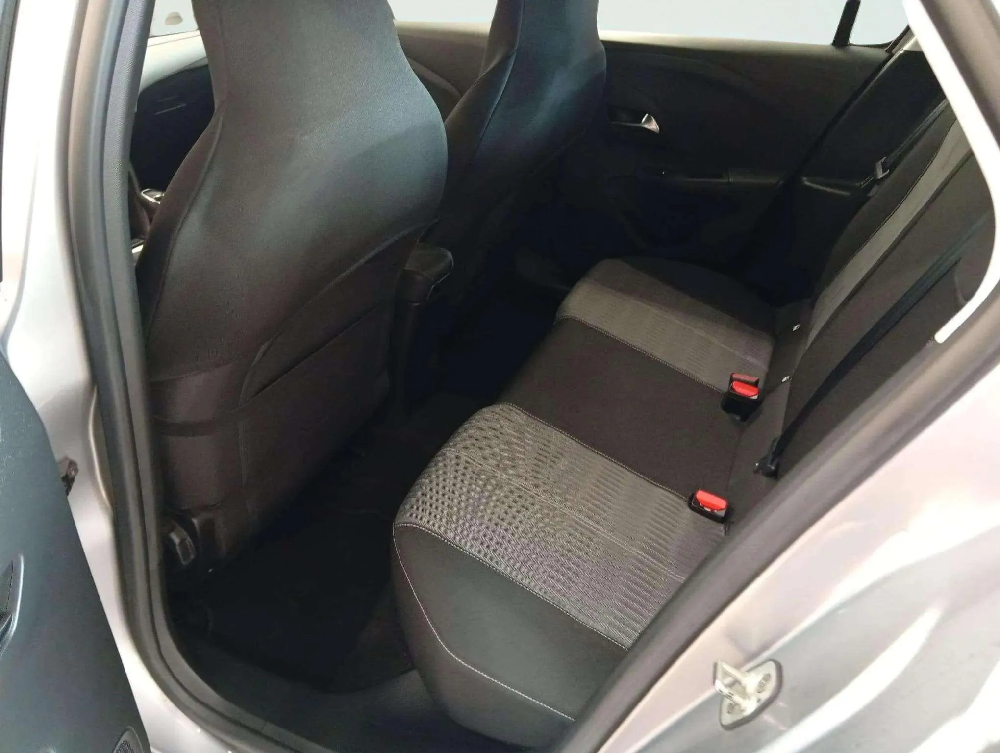 Opel Corsa 1.5D DT Edition - foto 11