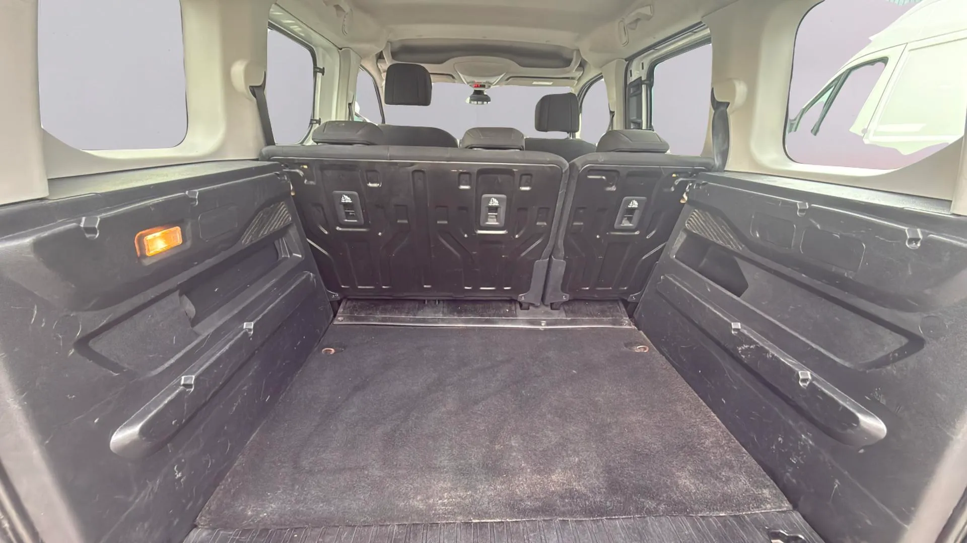 Opel Combo 1.5 TD Expression L - foto 9