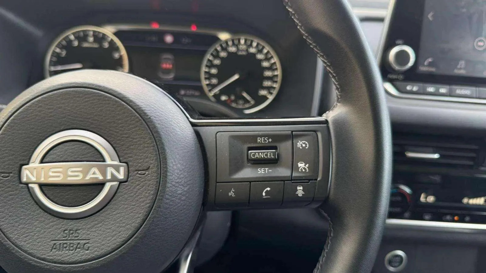 Nissan Qashqai DIG-T mHEV 4x2 Acenta - foto 11