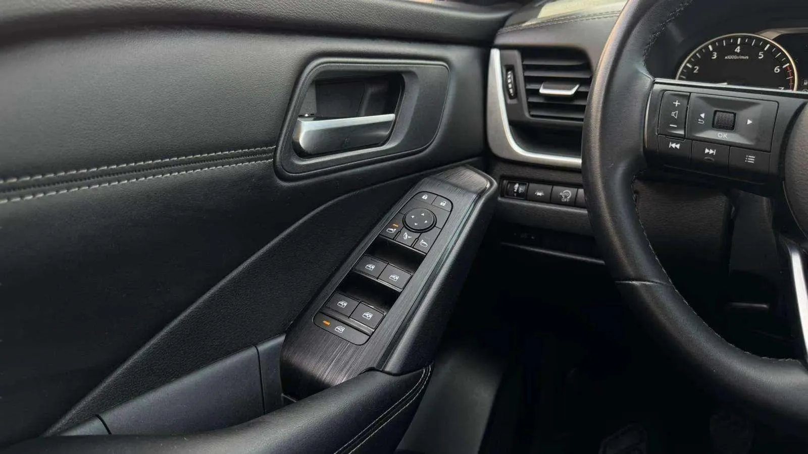 Nissan Qashqai DIG-T mHEV 4x2 Acenta - foto 12