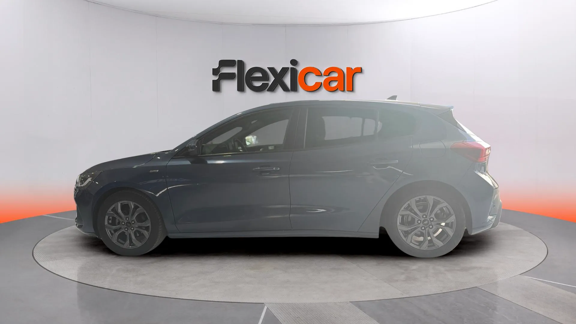 Ford Focus 1.0 EcoBoost MHEV ST-Line - foto 5