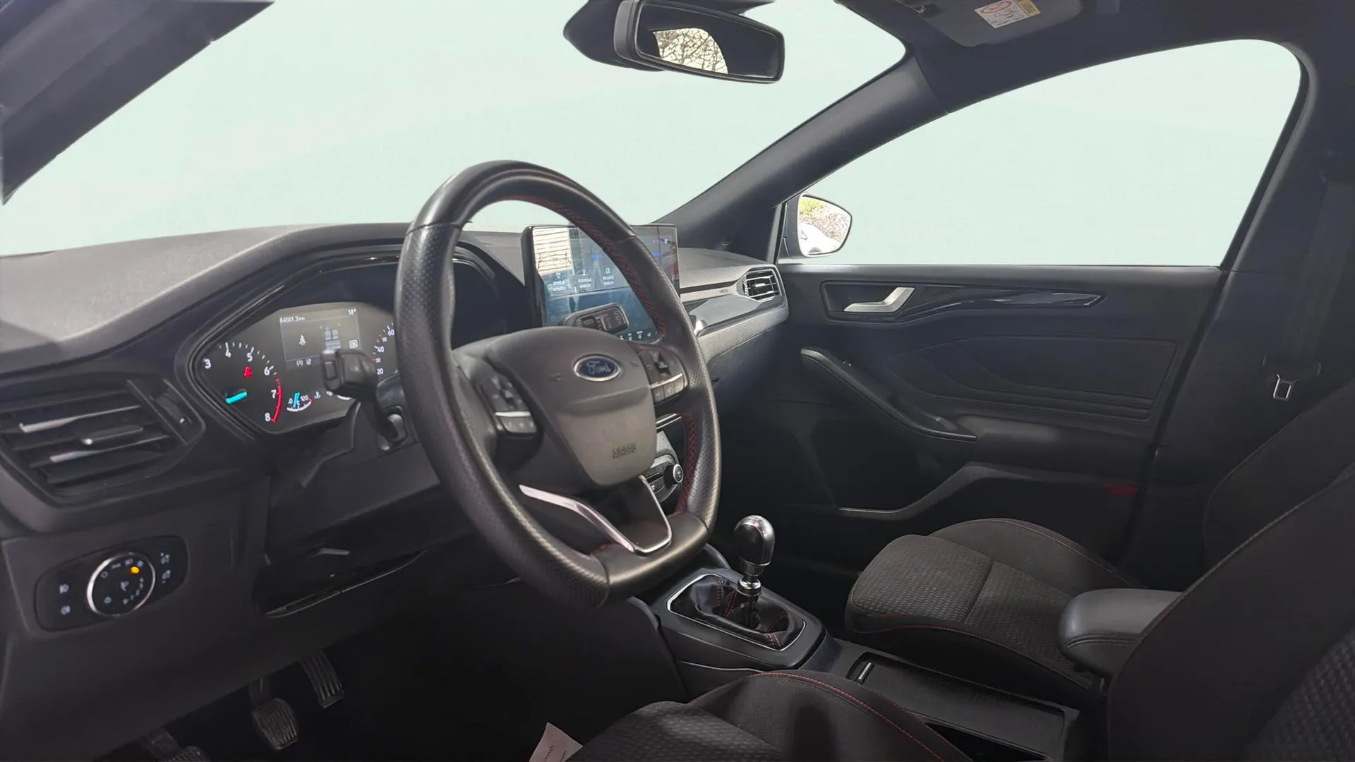 Ford Focus 1.0 EcoBoost MHEV ST-Line - foto 10