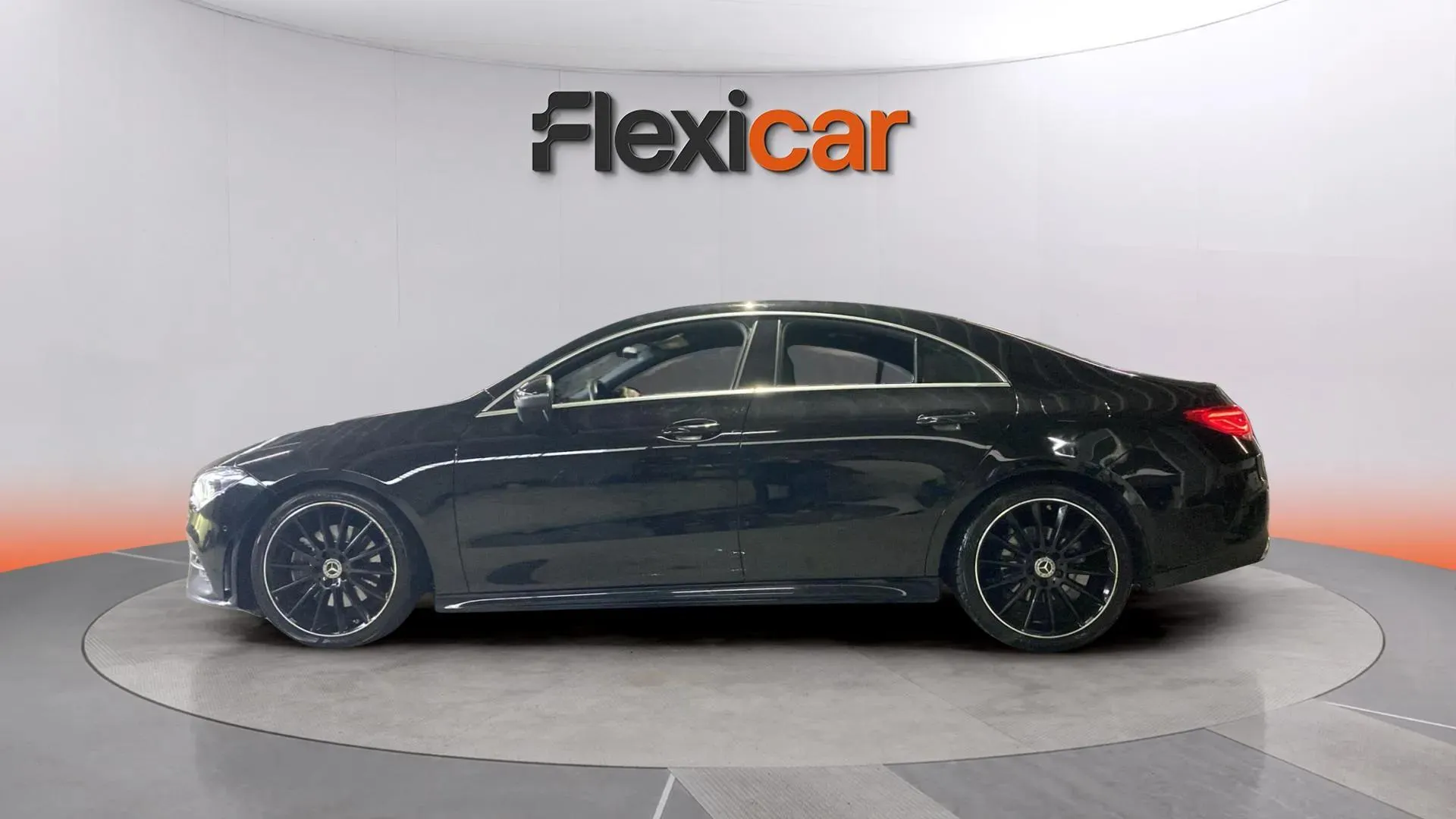Mercedes-Benz CLA 220 D DCT - foto 3