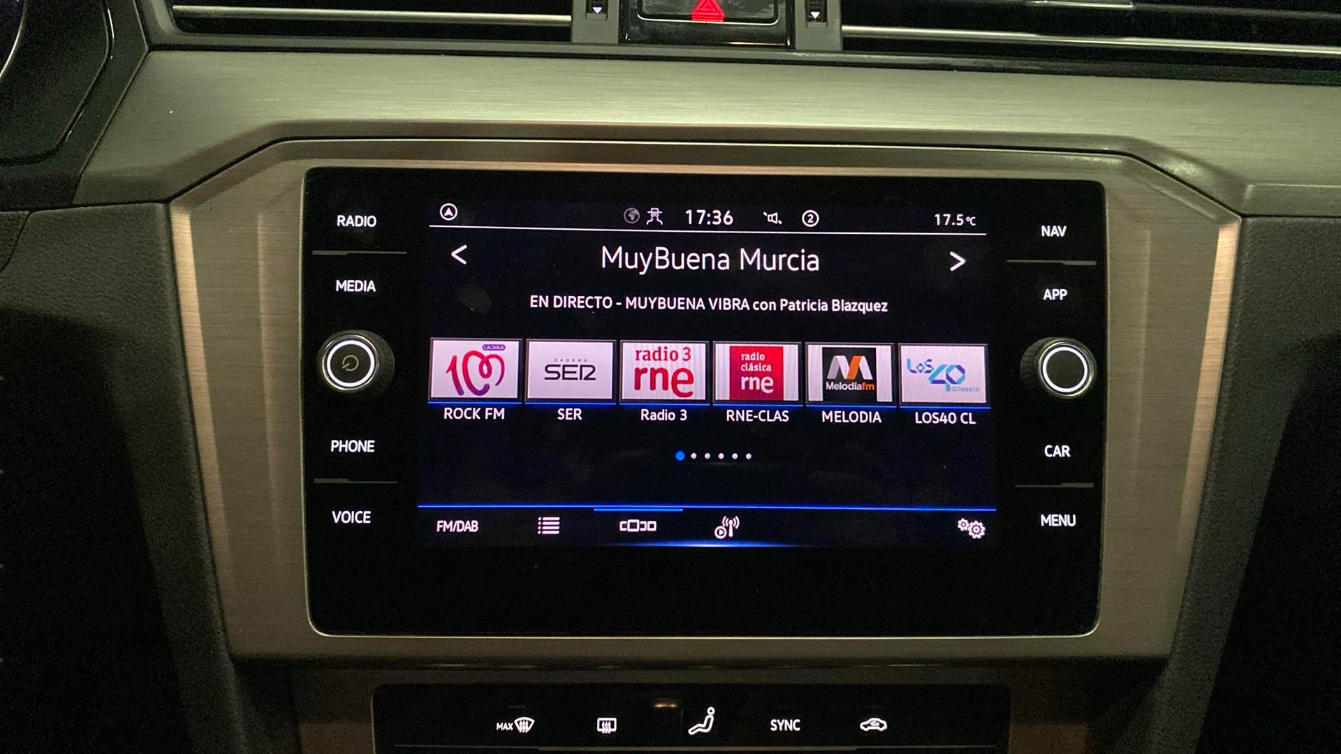 Volkswagen Passat Variant 2.0 TDI DSG - foto 19