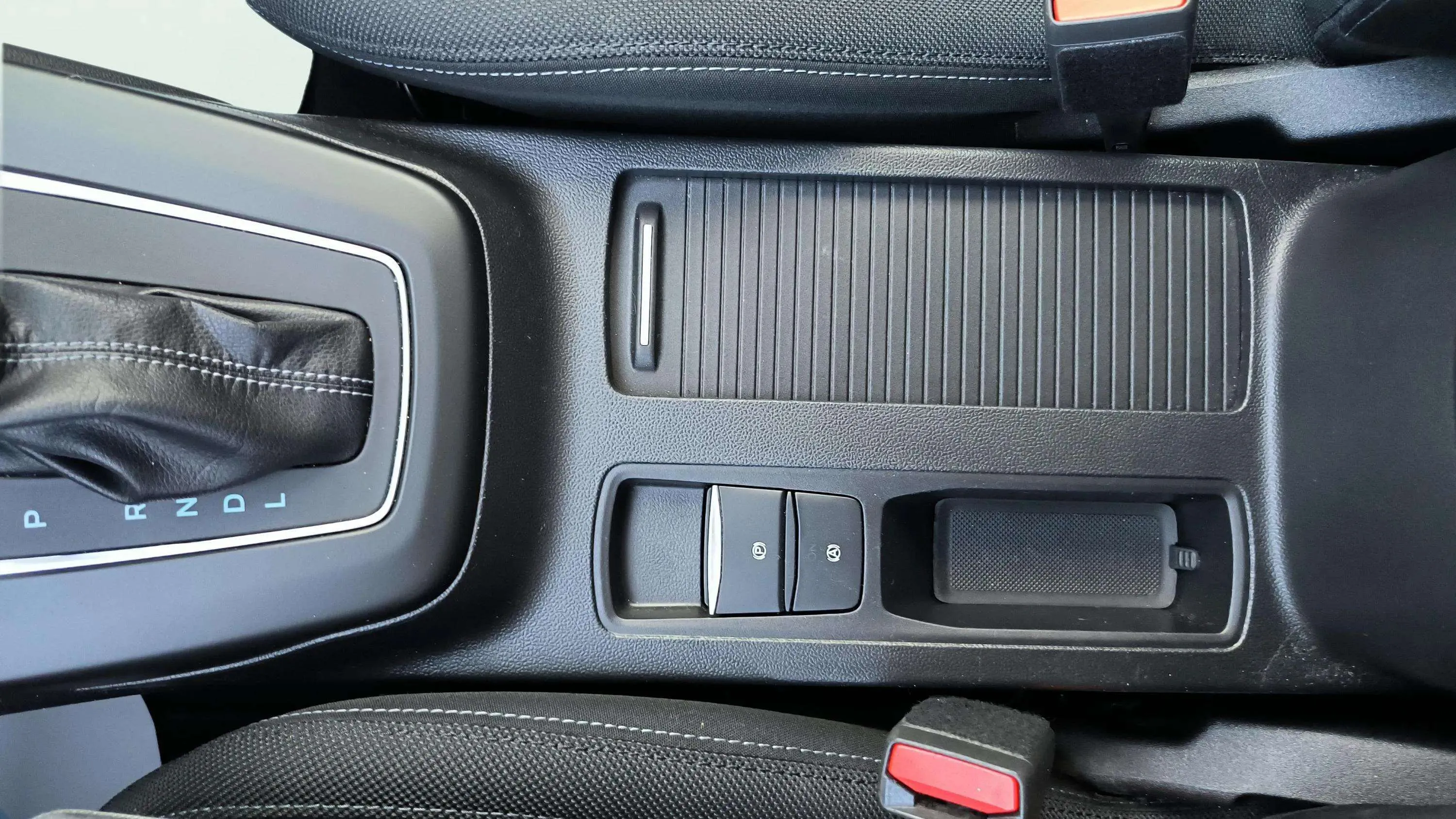 Ford Focus 1.0 EcoBoost MHEV Active SB - foto 23